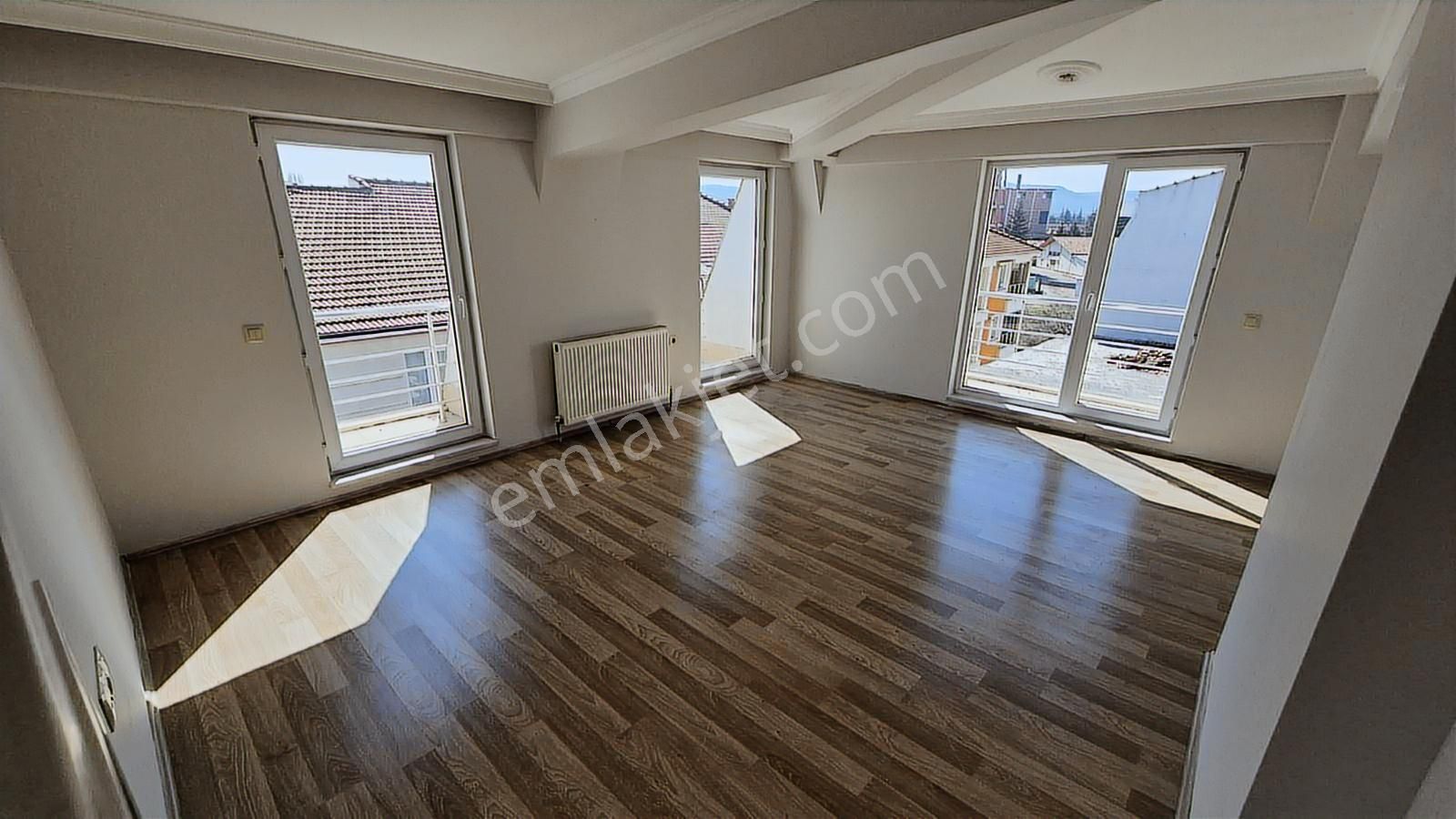 Sümer Mah Hobi Odalı 3+1 Dubleks Kiralık Daire - Görsel 11