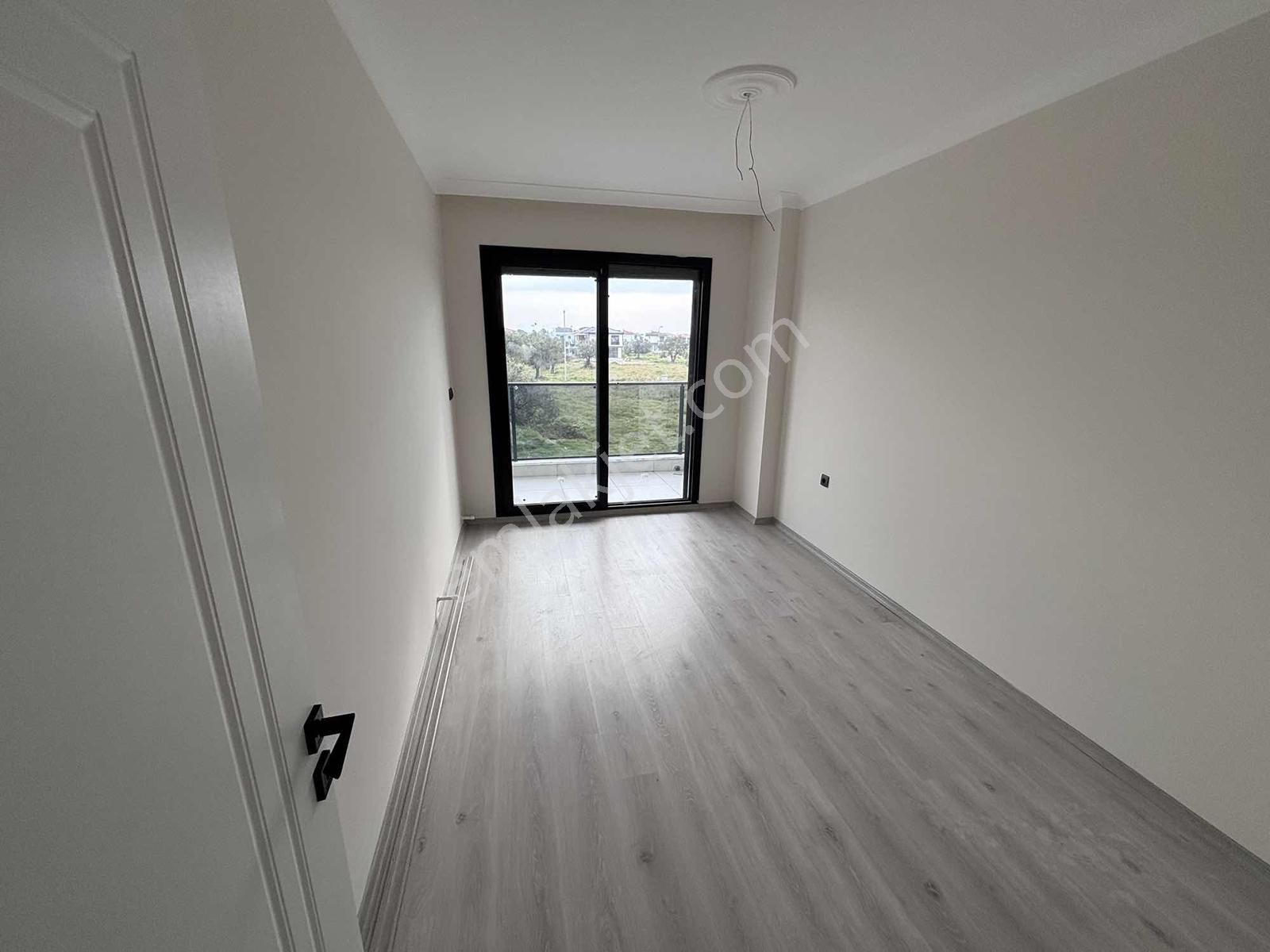 Rw Nefes'ten Altınova'da 1. Kalite 3+1 Villa - Görsel 3