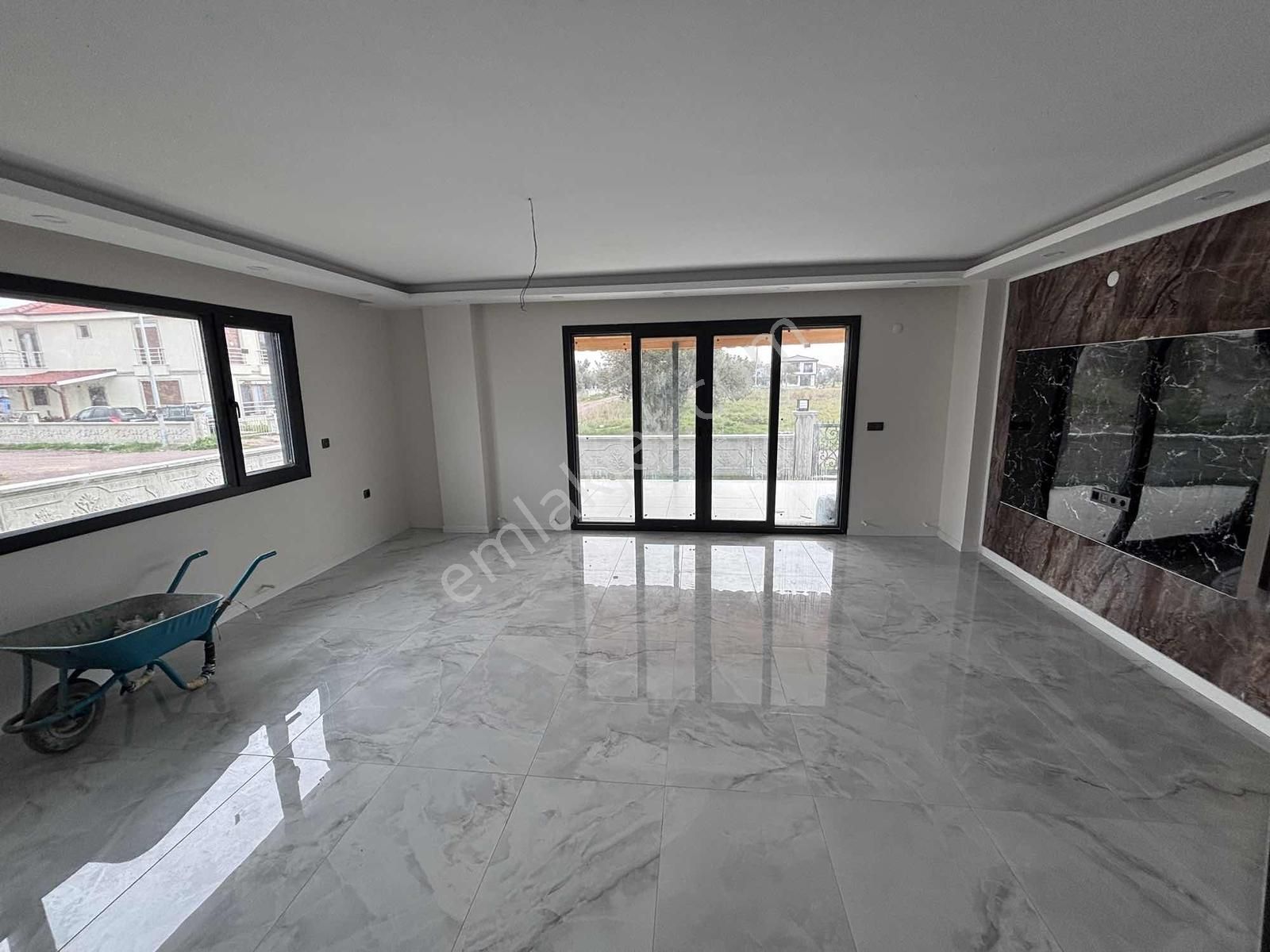 Rw Nefes'ten Altınova'da 1. Kalite 3+1 Villa - Görsel 20