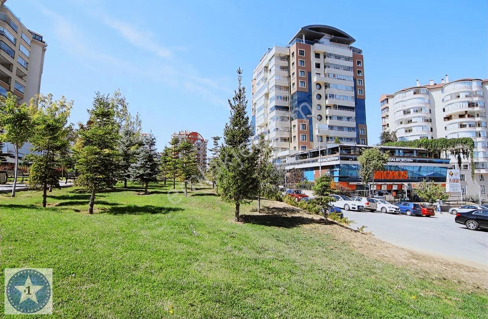 Çok Özel Konum Çok Özel Bina - Özel Ve Ferah Bir Daire - Görsel 15