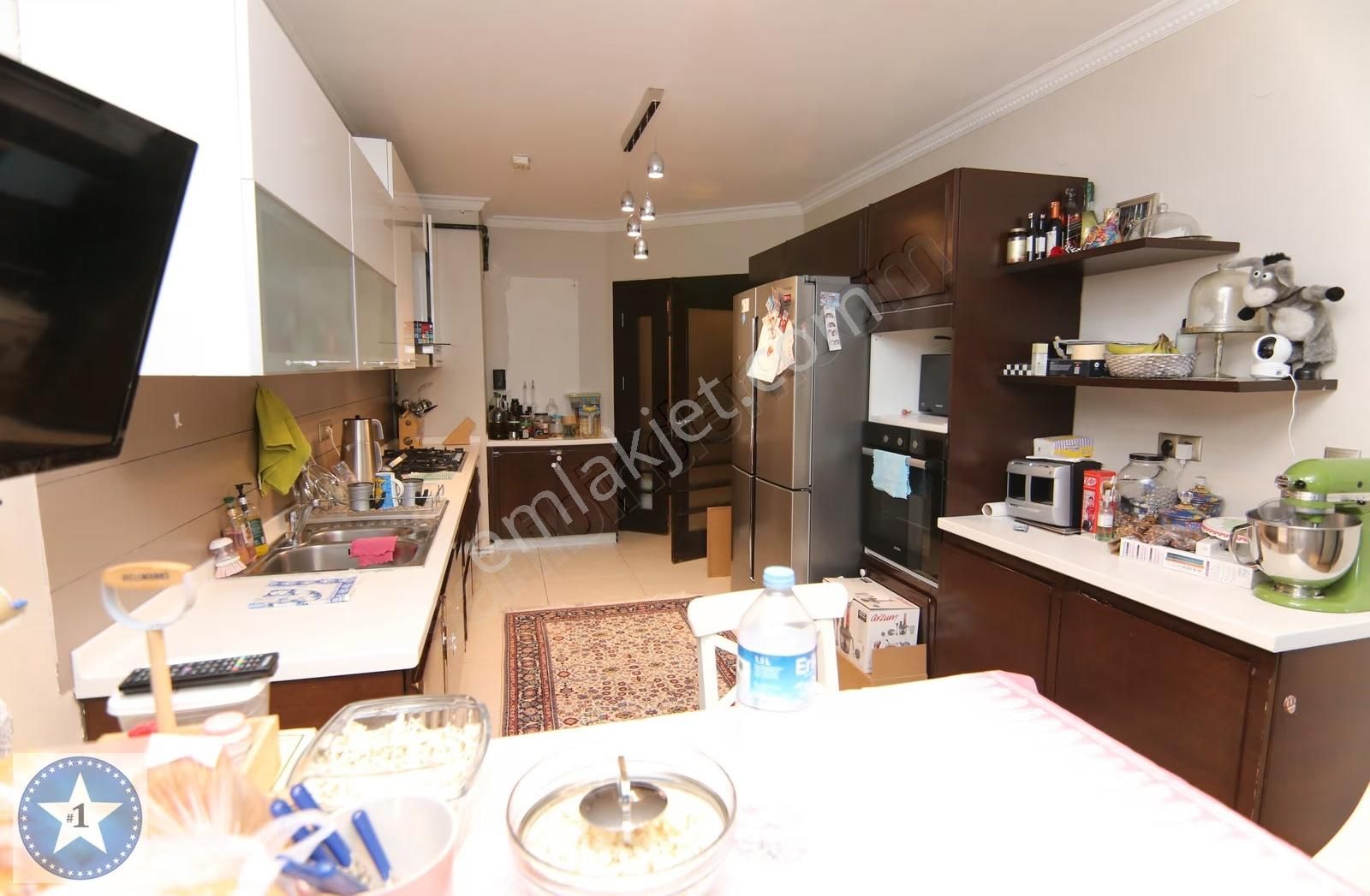 Çok Özel Konum Çok Özel Bina - Özel Ve Ferah Bir Daire - Görsel 30