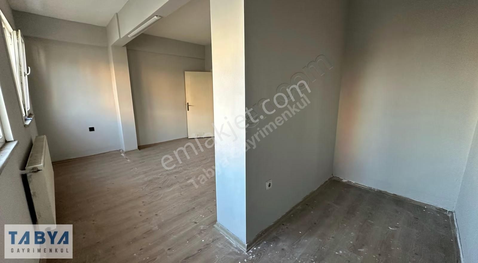 Seyrantepe'de Cadde Üzeri Kiralık Konut Ve İşyerine Uygun 2+1 - Görsel 6