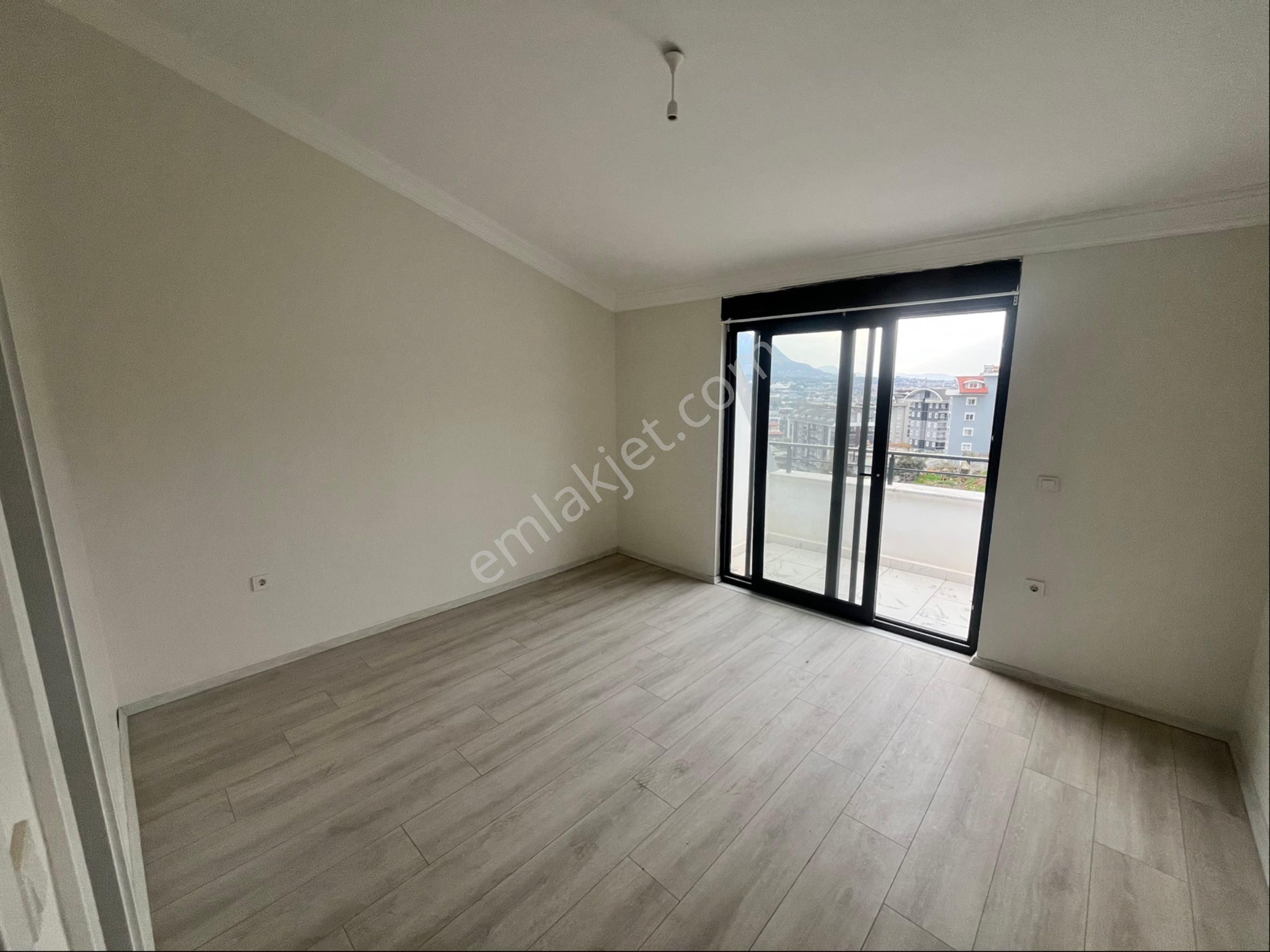 Alanya Çıplaklı Mahllesi Satılık 200 M2 Dubleks Daire - Görsel 32