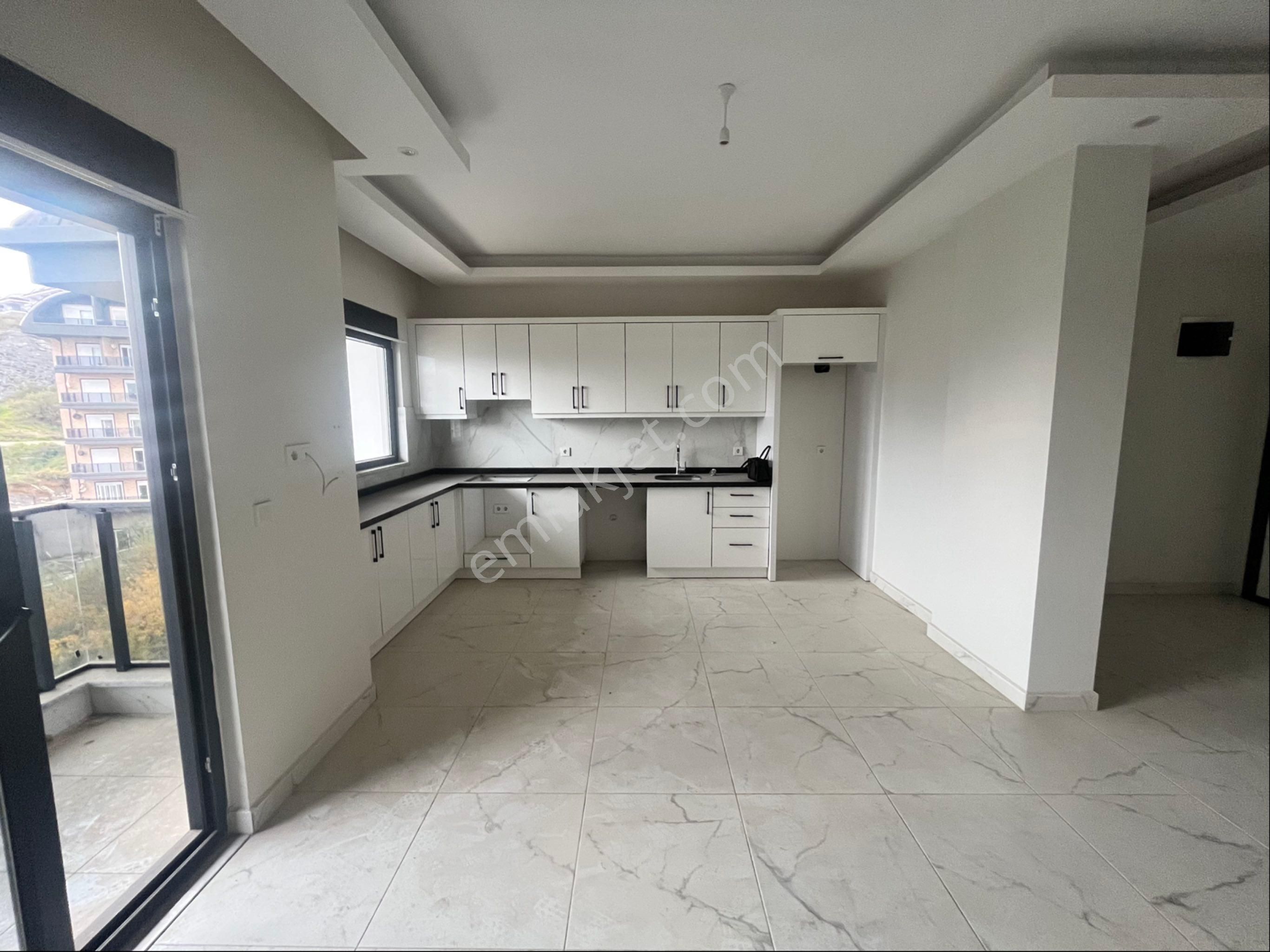 Alanya Çıplaklı Mahllesi Satılık 200 M2 Dubleks Daire - Görsel 5