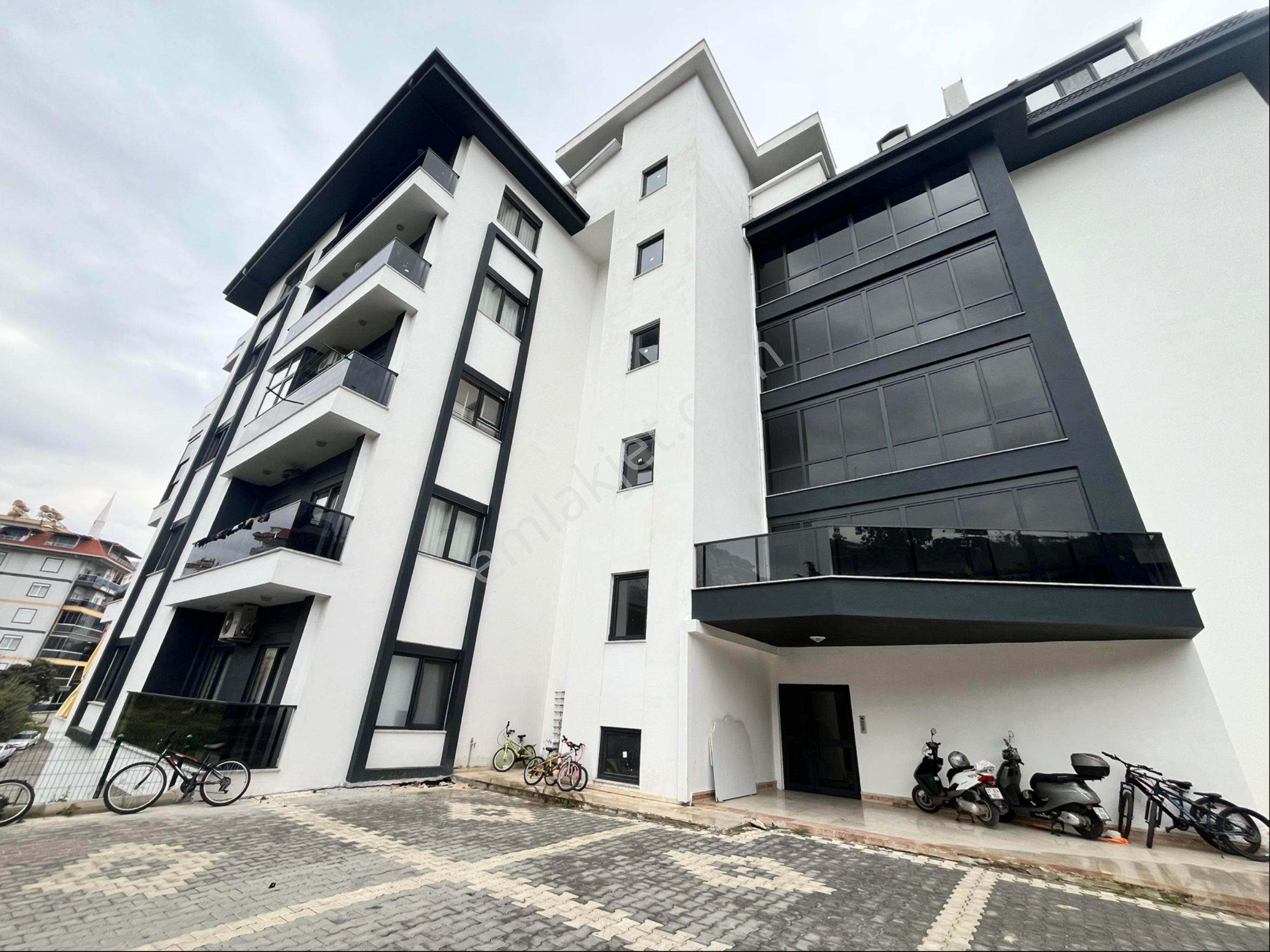 Alanya Çıplaklı Mahllesi Satılık 200 M2 Dubleks Daire - Görsel 2