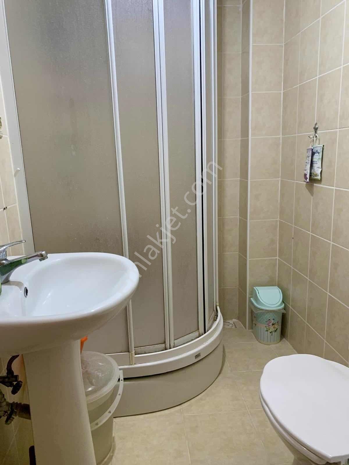 Kumcağız'da Plaja Yürüme Mesafesinde Eşyalı Tripleks Yazlık - Görsel 22