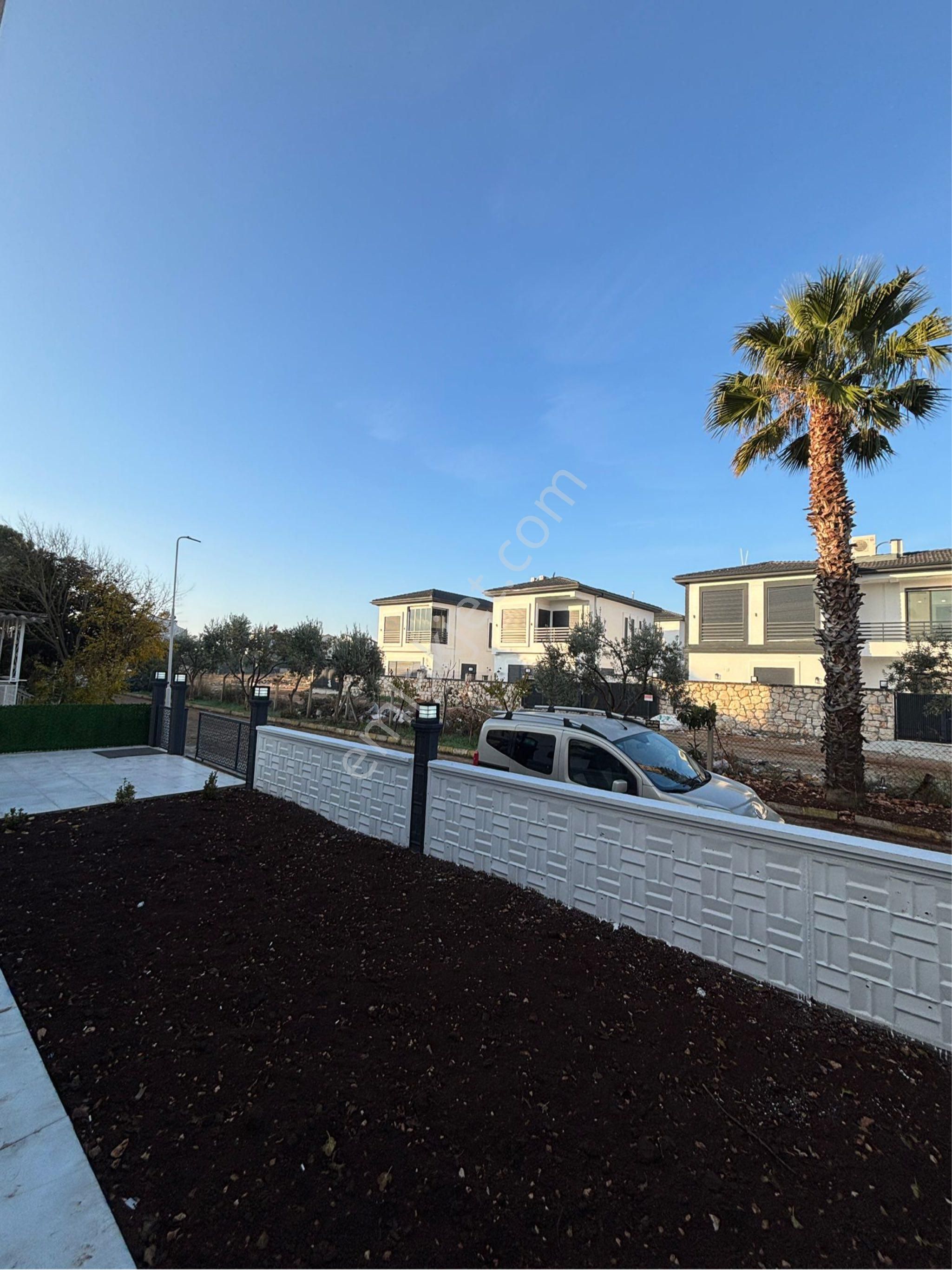 ❗️geniş Bahçeli Plaja Yakın 4+1 Triplex Villa❗️ - Görsel 15