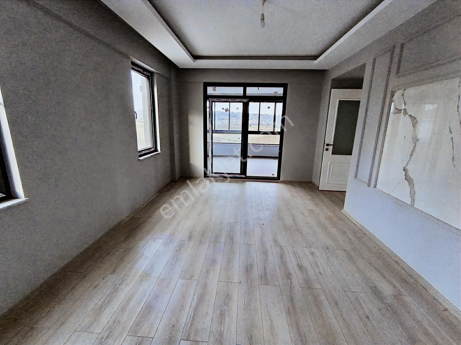 Kariyer Gmden İnegöl Alanyurtta Lüks Sitede 2+1 Satılık Daireler - Görsel 4