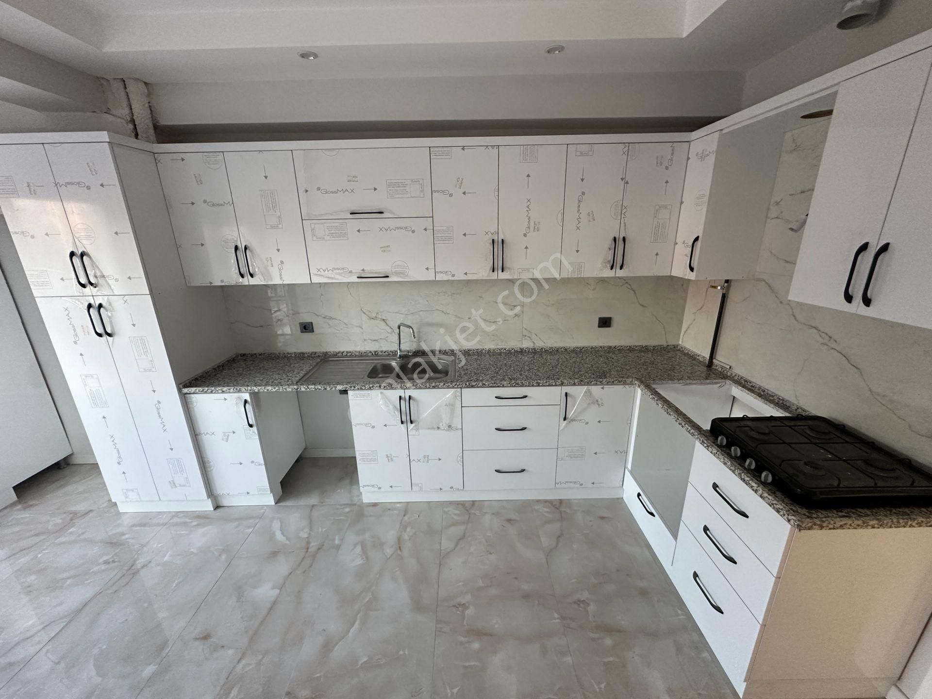 Nazilli Dallıcada Cadde Üzerinde Lüks 2+1 Kiralık Daire - Görsel 4