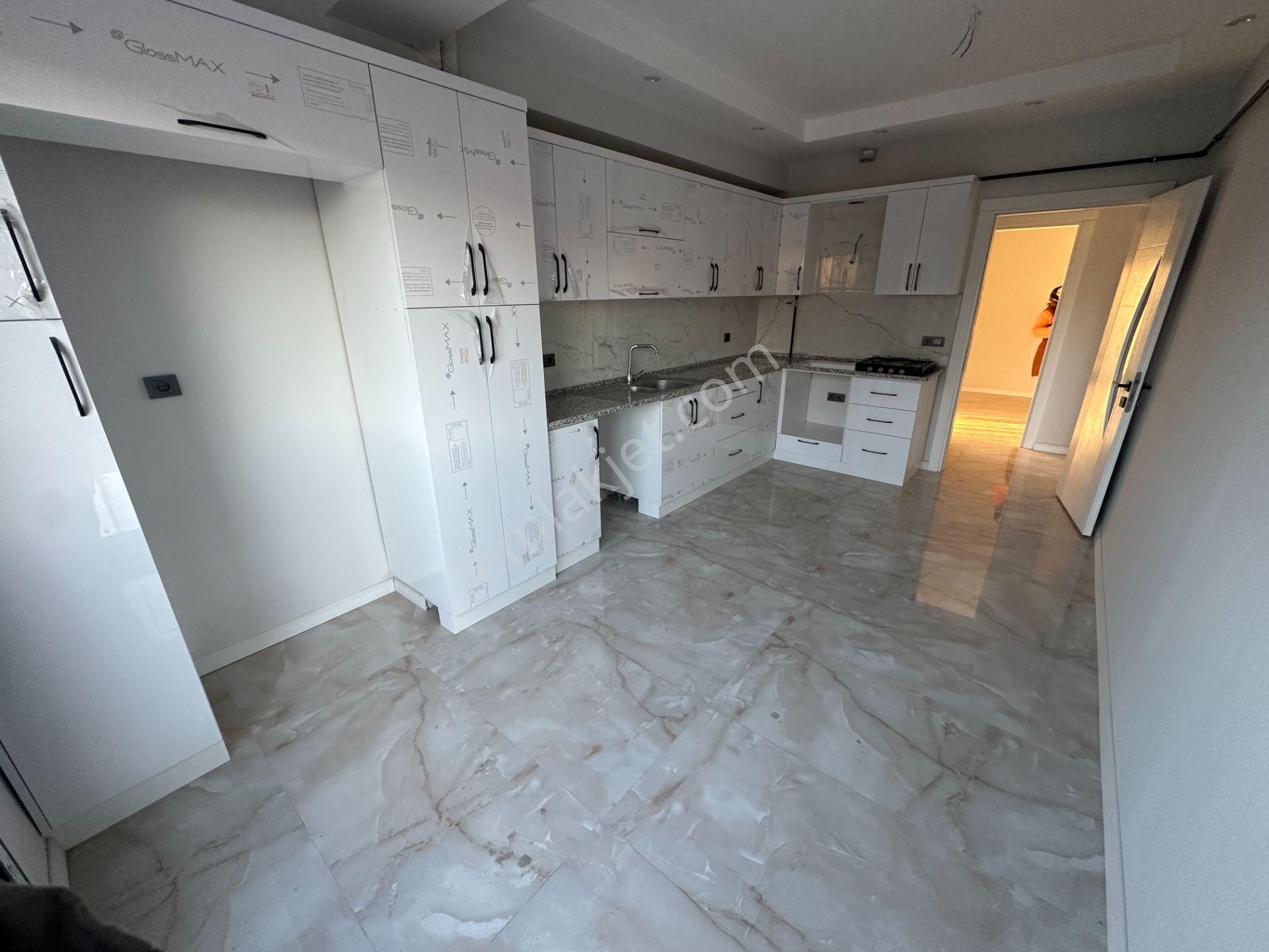 Nazilli Dallıcada Cadde Üzerinde Lüks 2+1 Kiralık Daire - Görsel 3