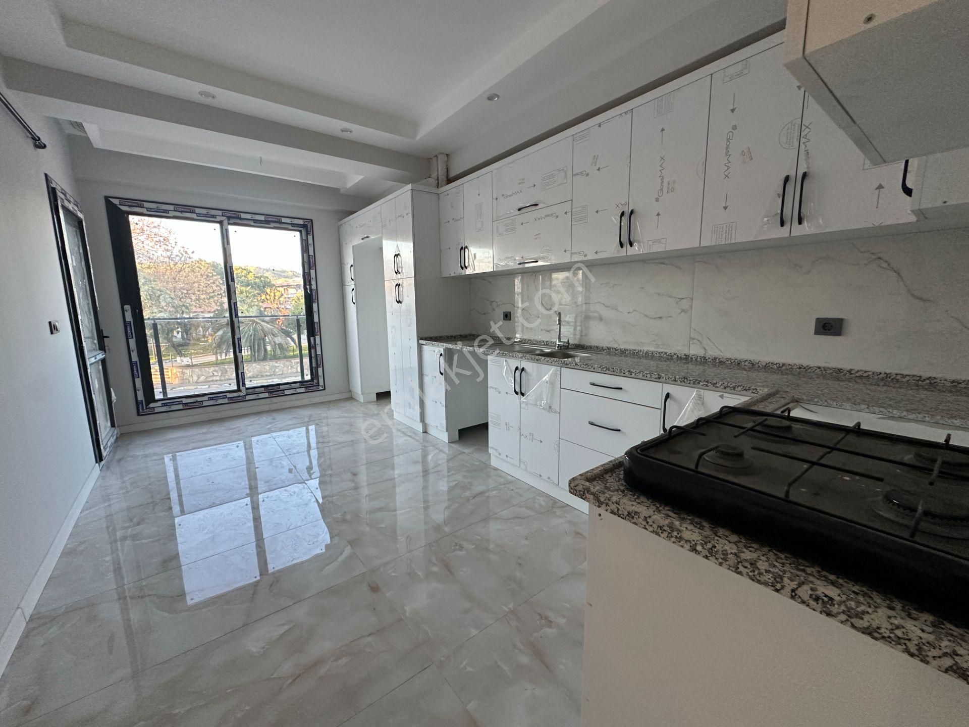 Nazilli Dallıcada Cadde Üzerinde Lüks 2+1 Kiralık Daire - Görsel 2