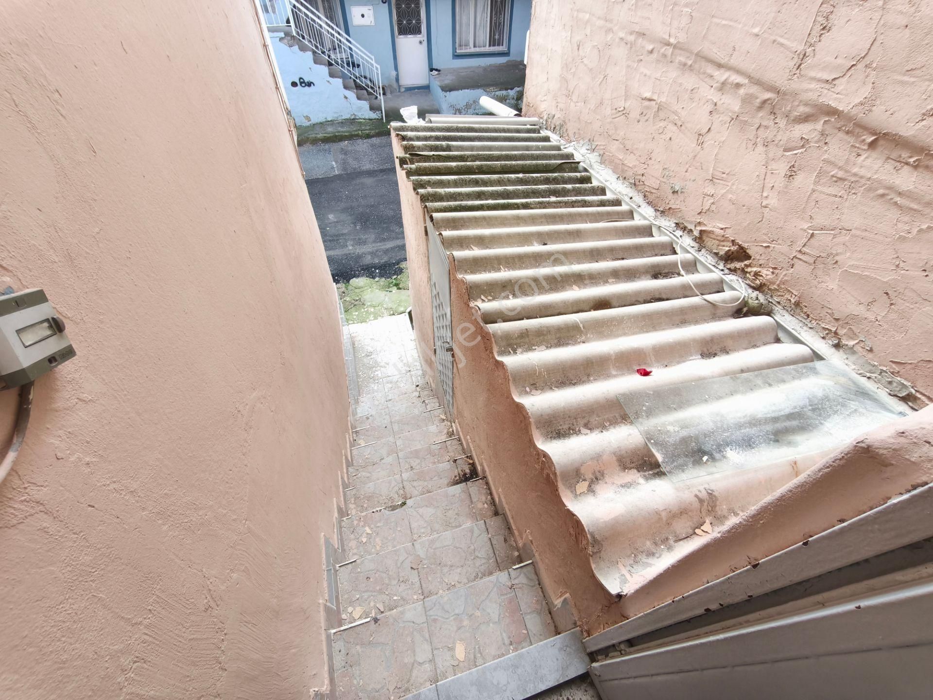 Dokuz Eylül Mahallesi İzbana Yürüme Mesafesinde Kombili Kiralık 2+1 Daire - Görsel 13