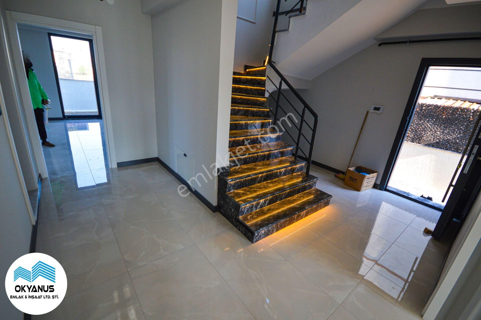 Karasu'da Müstakil Bahçeli Jakuzili 4+1 Satılık Villa - Görsel 13