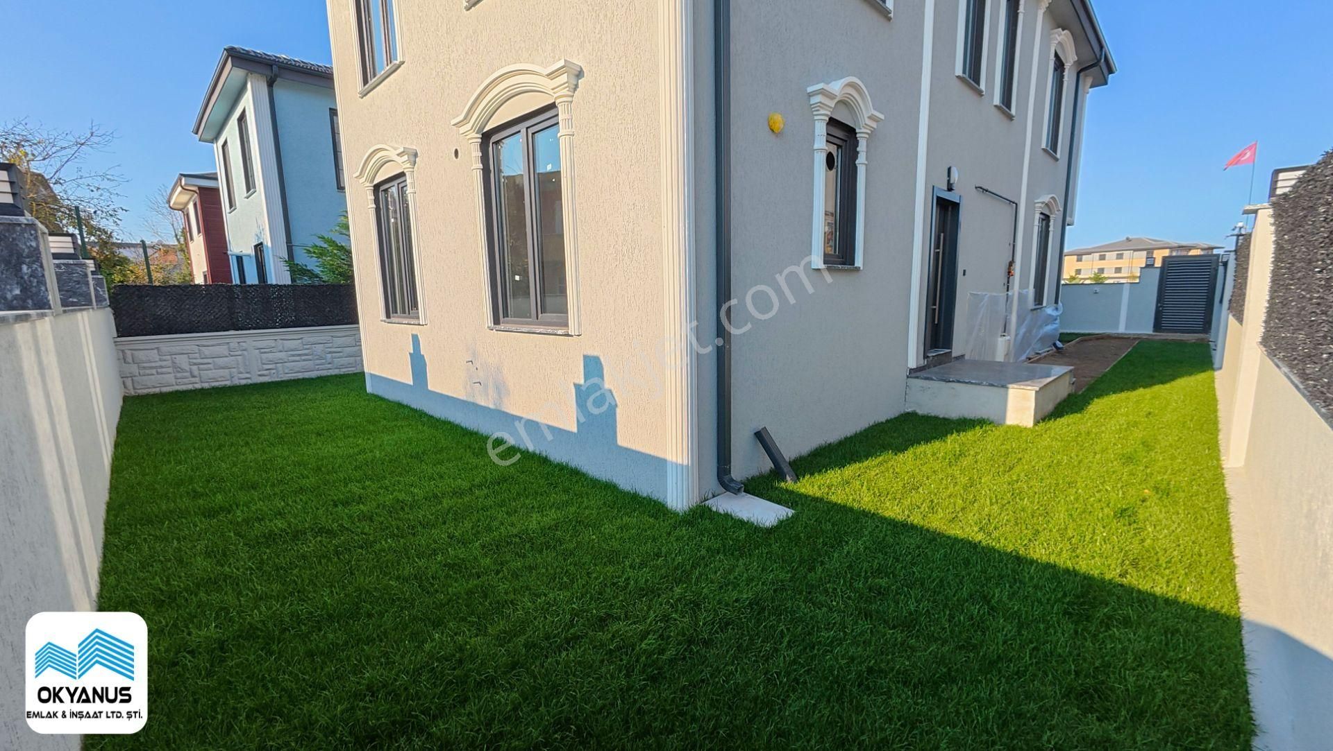 Karasu'da Müstakil Bahçeli Jakuzili 4+1 Satılık Villa - Görsel 2