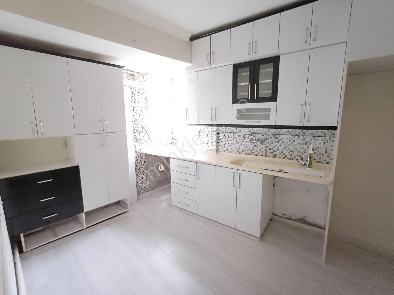 Hürriyet Mahallesinde Satılık Temiz Daire - Görsel 13