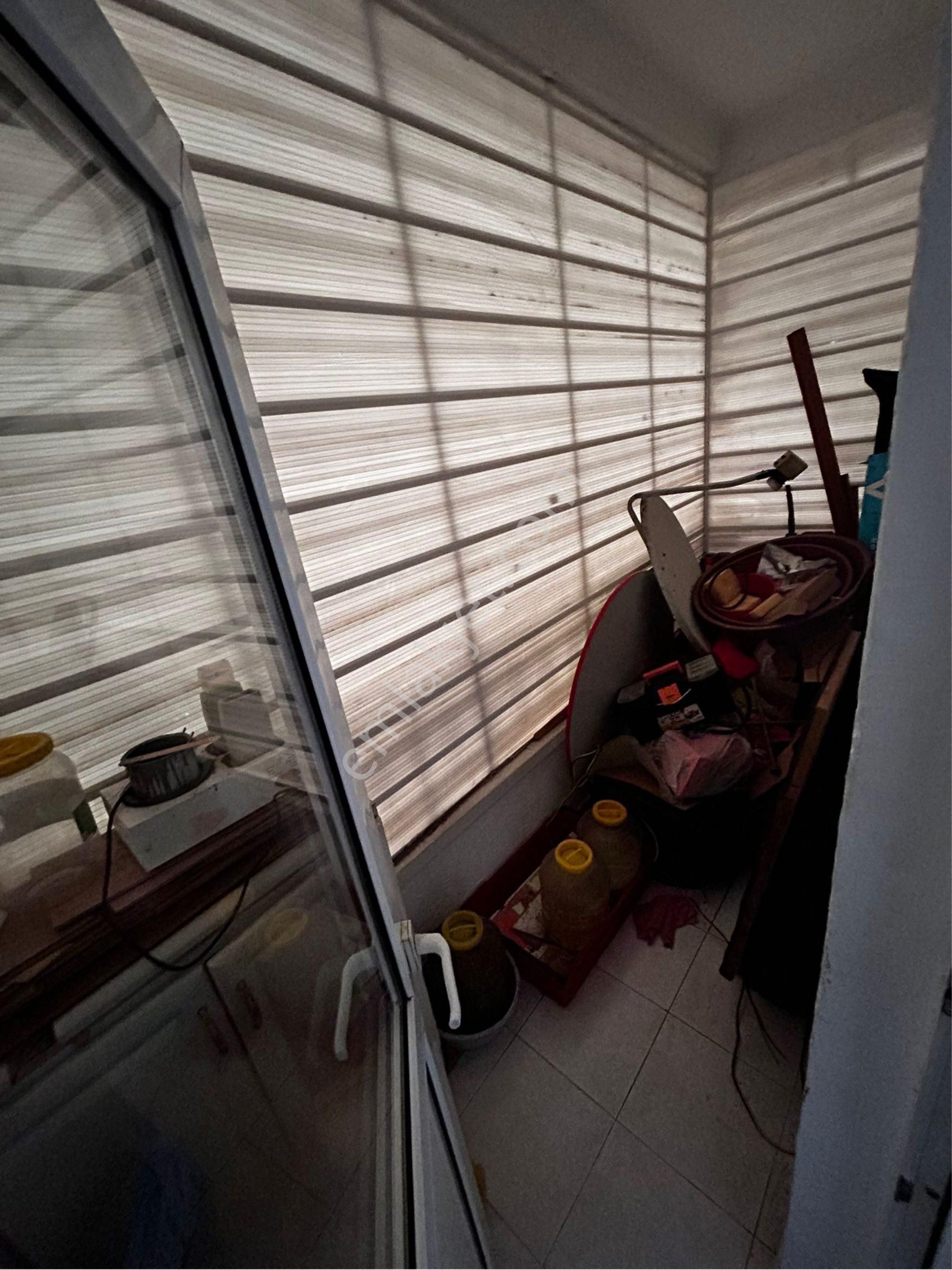 Keçiören Dutlukta Metroya Yürüme Mesafesinde Ara Katta Acill Satılık Daire - Görsel 8