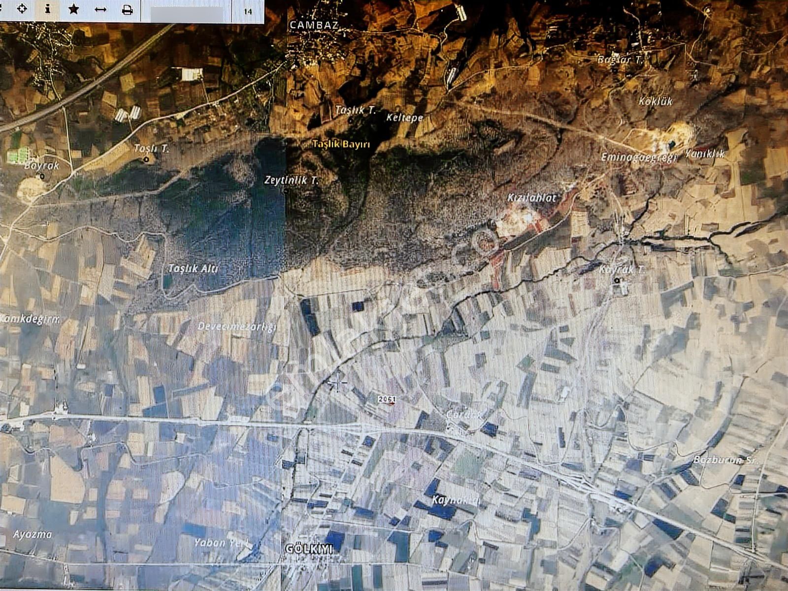 Akram'dan Karacabey Subaşı 1472 M2 Yola Cephe Tarla - Görsel 4