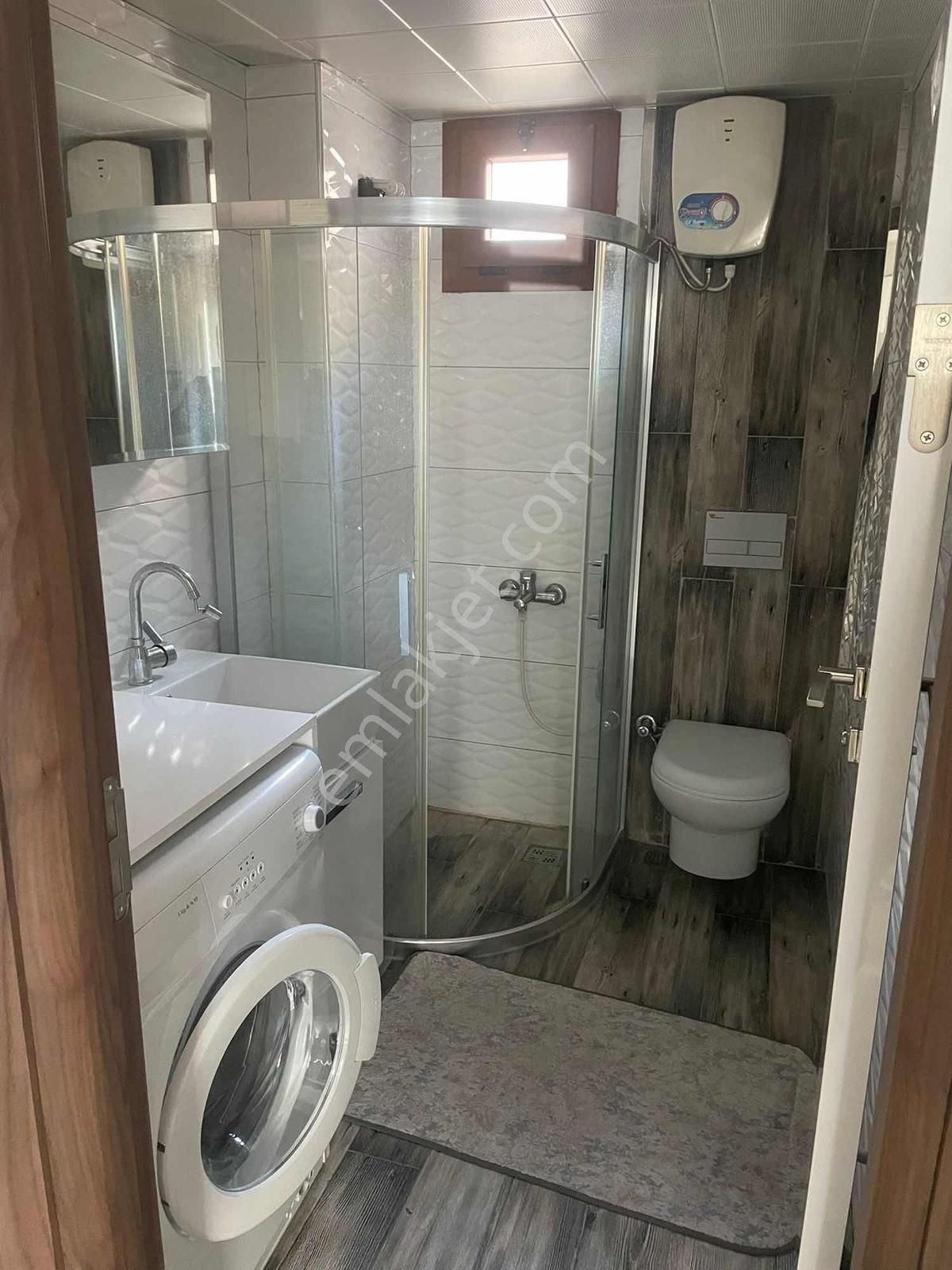 Zafer Mah. Doğugazi Bulvarına 30m Mesafede Eşyalı 1+1 Arakat - Görsel 2