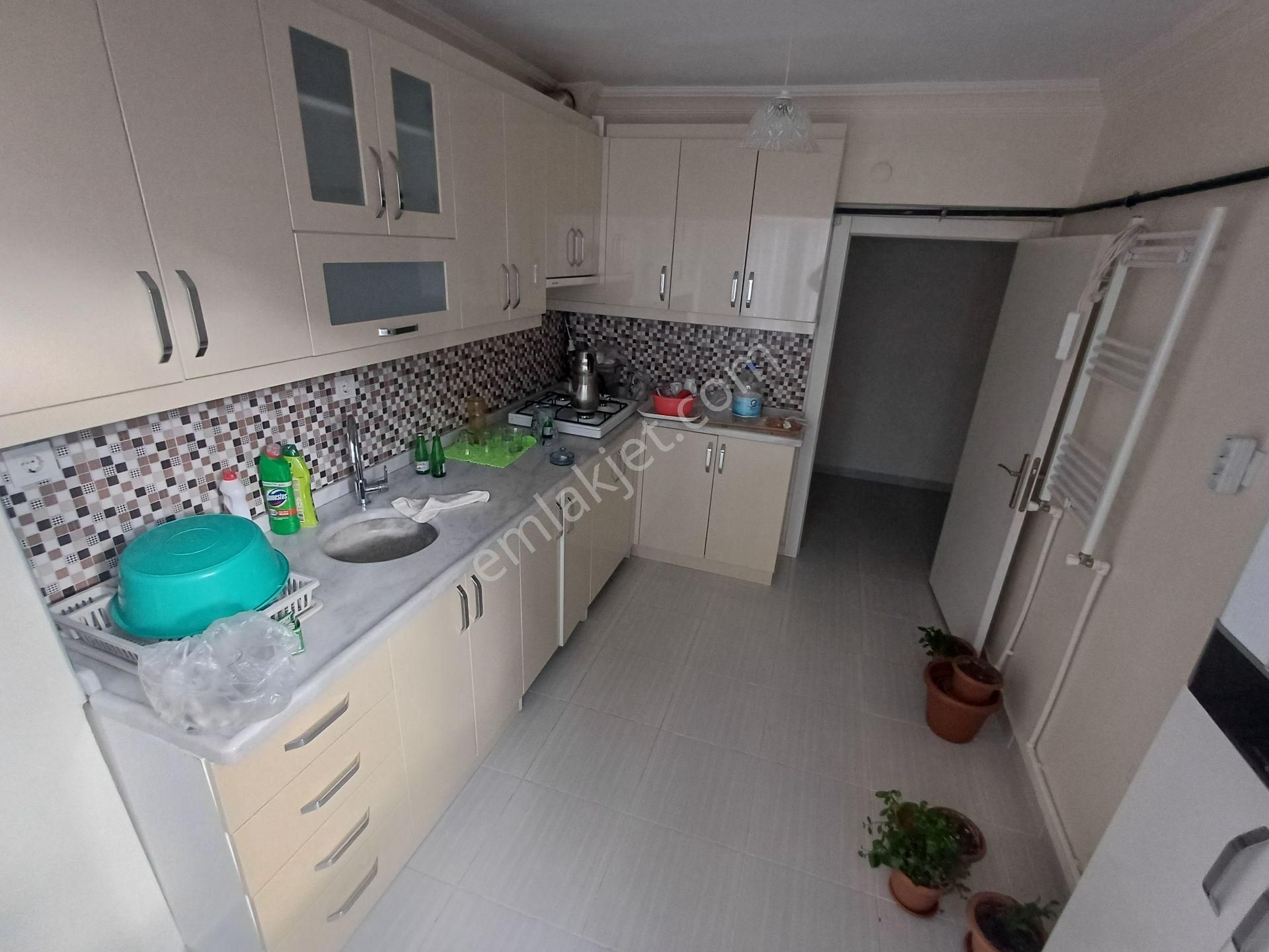 Akşemsettin Mah.de Fırat Caddesi Üzerinde Satılık 3+1 Daire - Görsel 24