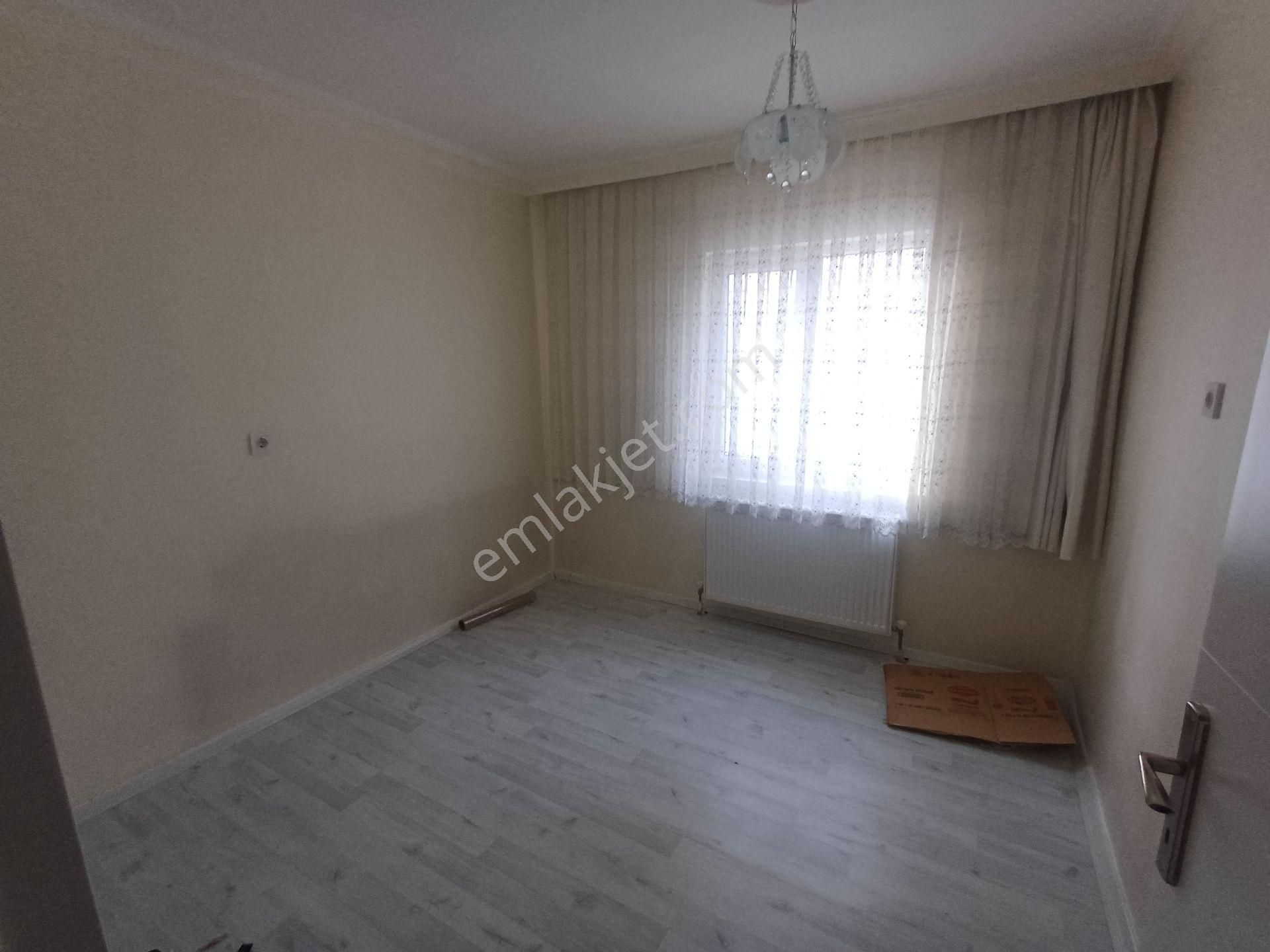 Akşemsettin Mah.de Fırat Caddesi Üzerinde Satılık 3+1 Daire - Görsel 18
