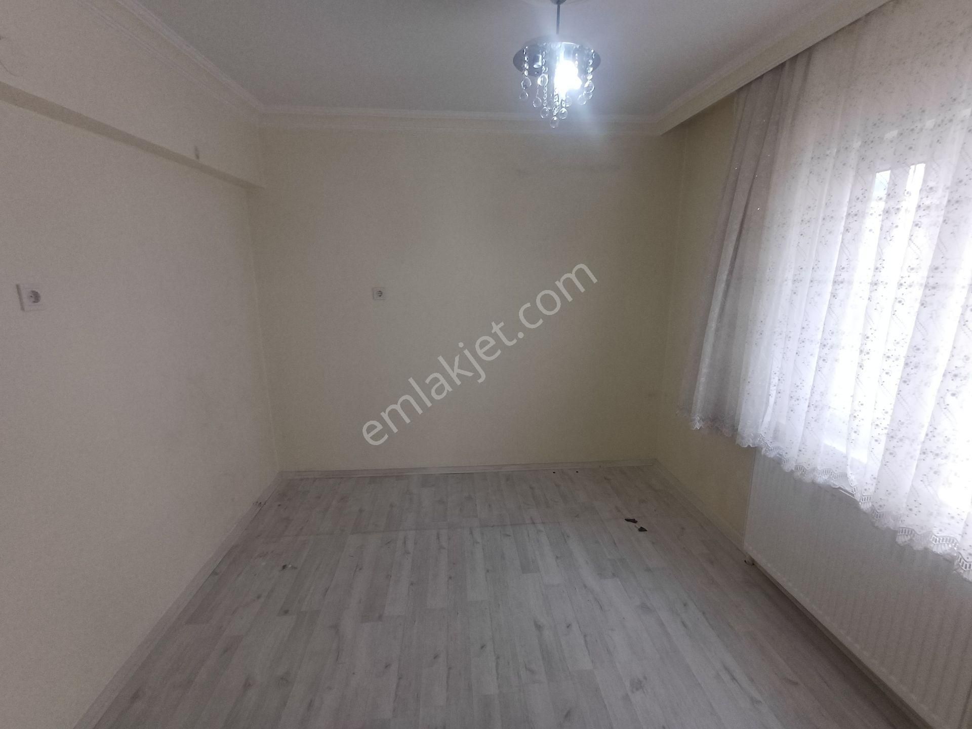 Akşemsettin Mah.de Fırat Caddesi Üzerinde Satılık 3+1 Daire - Görsel 13