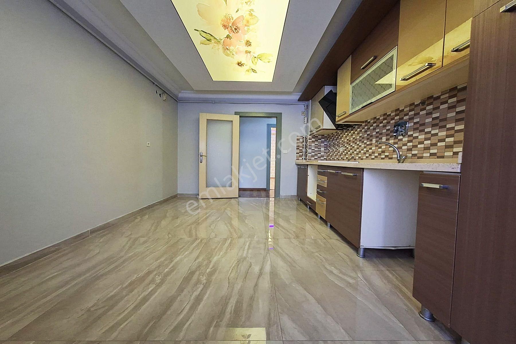 Yayla'da Seyitler Cad Üzeri 140m2 Asansrlü 3+1 Kiralık Daire - Görsel 7