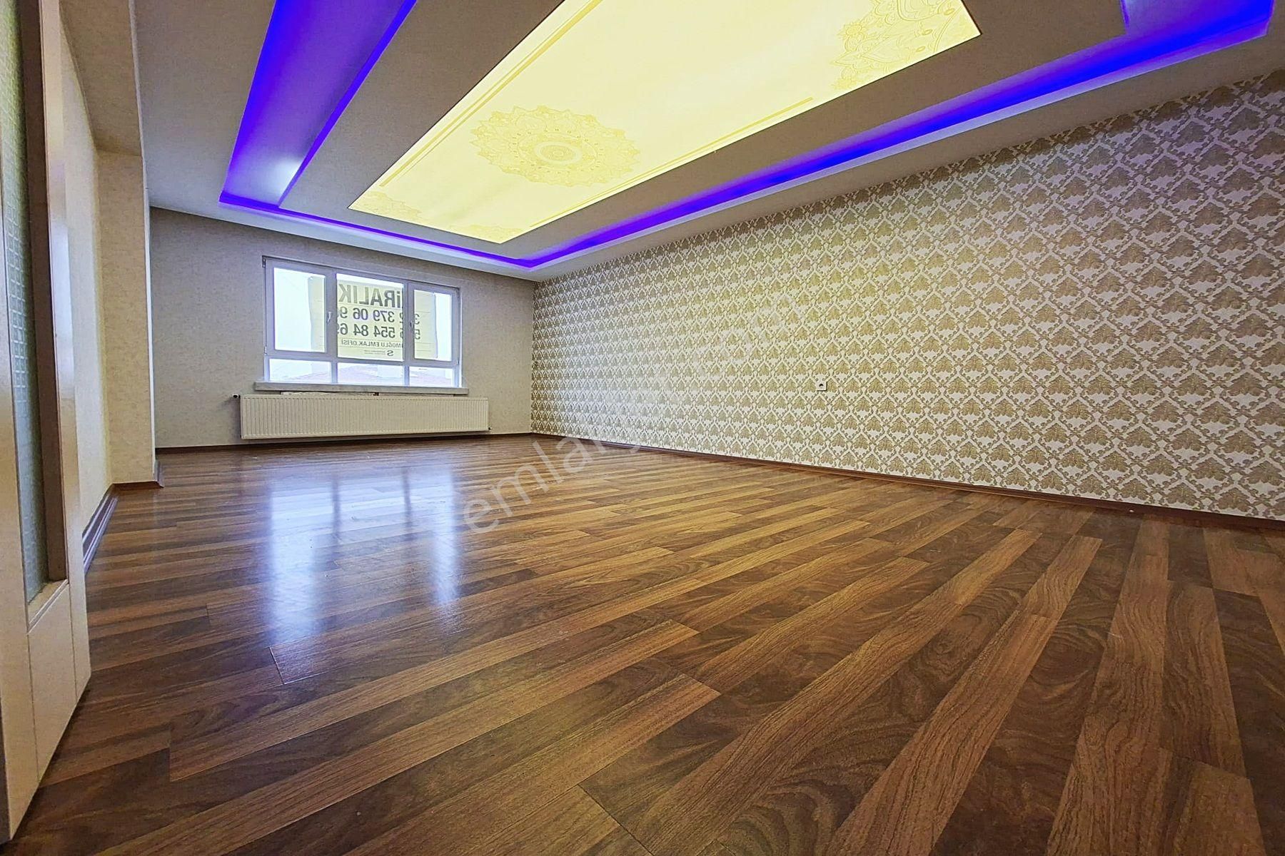 Yayla'da Seyitler Cad Üzeri 140m2 Asansrlü 3+1 Kiralık Daire - Görsel 2