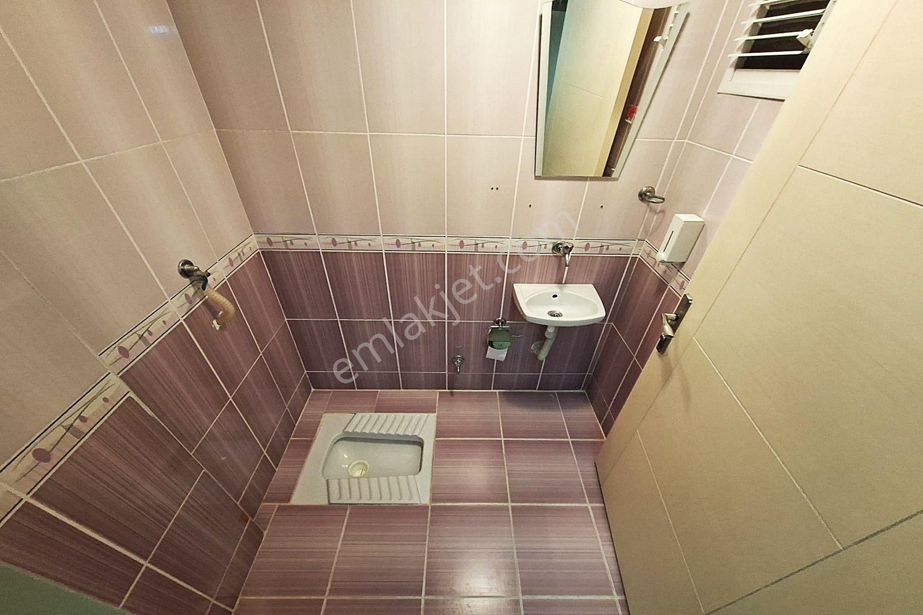 Yayla'da Seyitler Cad Üzeri 140m2 Asansrlü 3+1 Kiralık Daire - Görsel 27