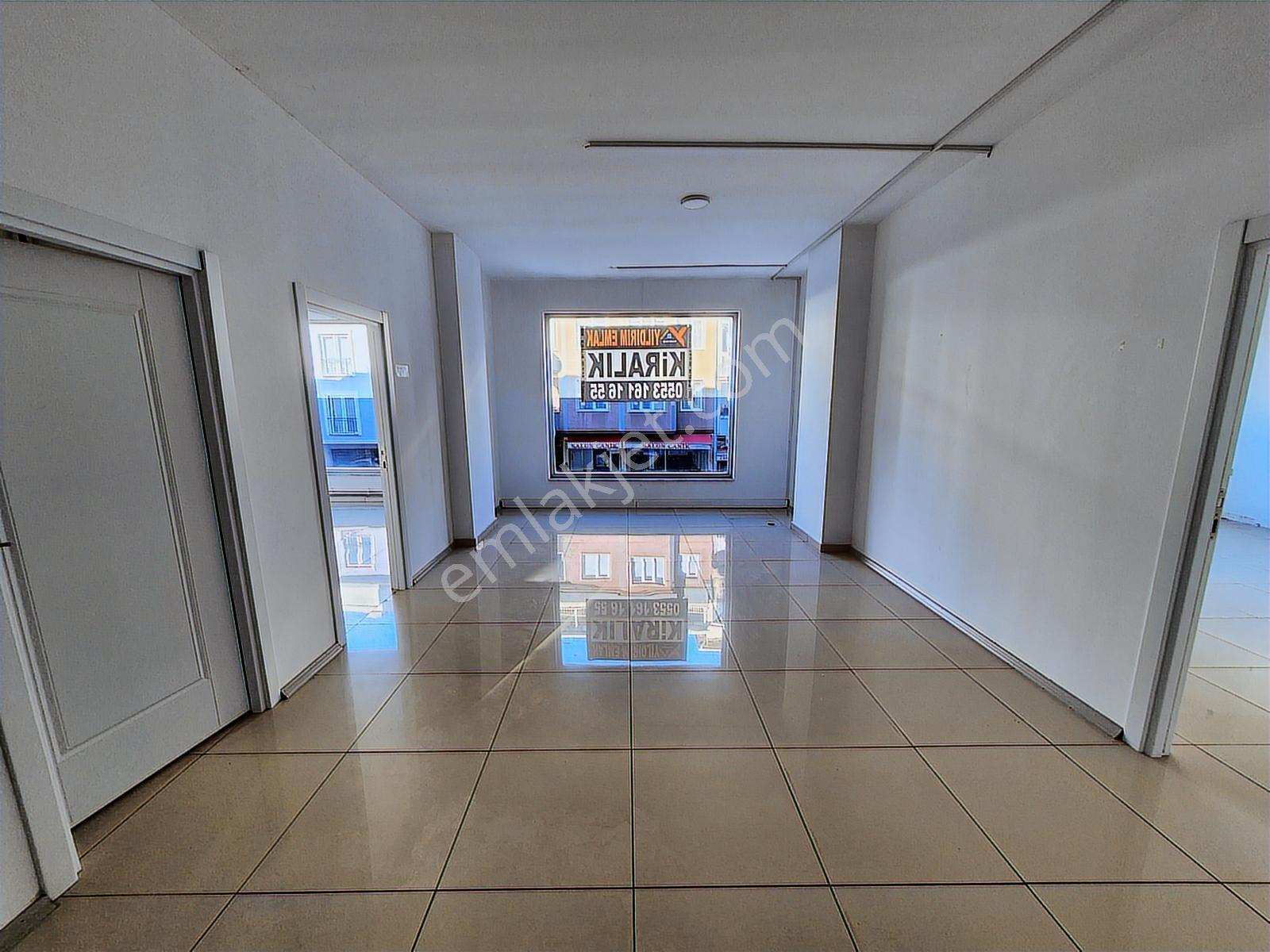 Canik Karşıyaka'da Caddeye Yakın Kiralık 650 M2 Dubleks İşyeri - Görsel 5