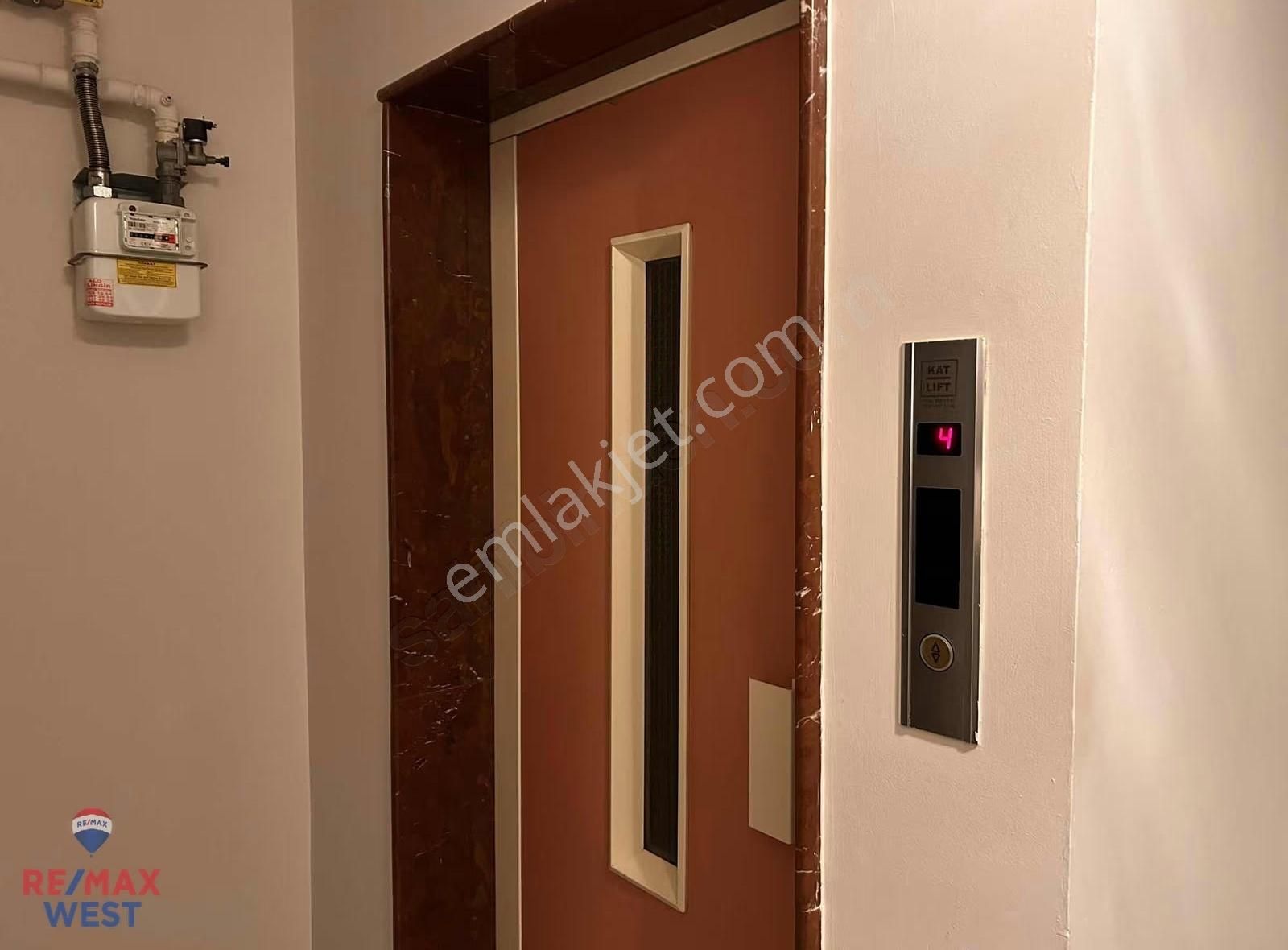 Karşıyaka Çamlık Sokakta En Güzel Binada Satılık 3+1 Daire - Görsel 21