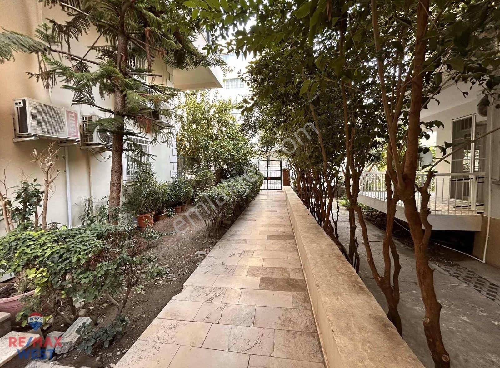 Karşıyaka Çamlık Sokakta En Güzel Binada Satılık 3+1 Daire - Görsel 16