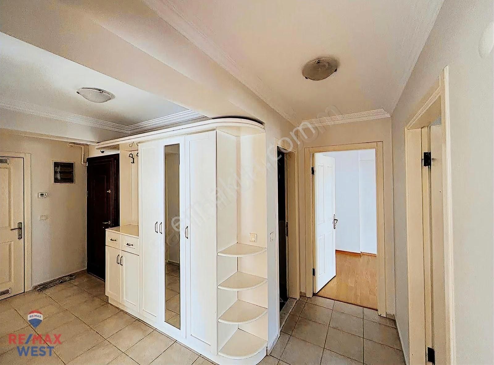 Karşıyaka Çamlık Sokakta En Güzel Binada Satılık 3+1 Daire - Görsel 28