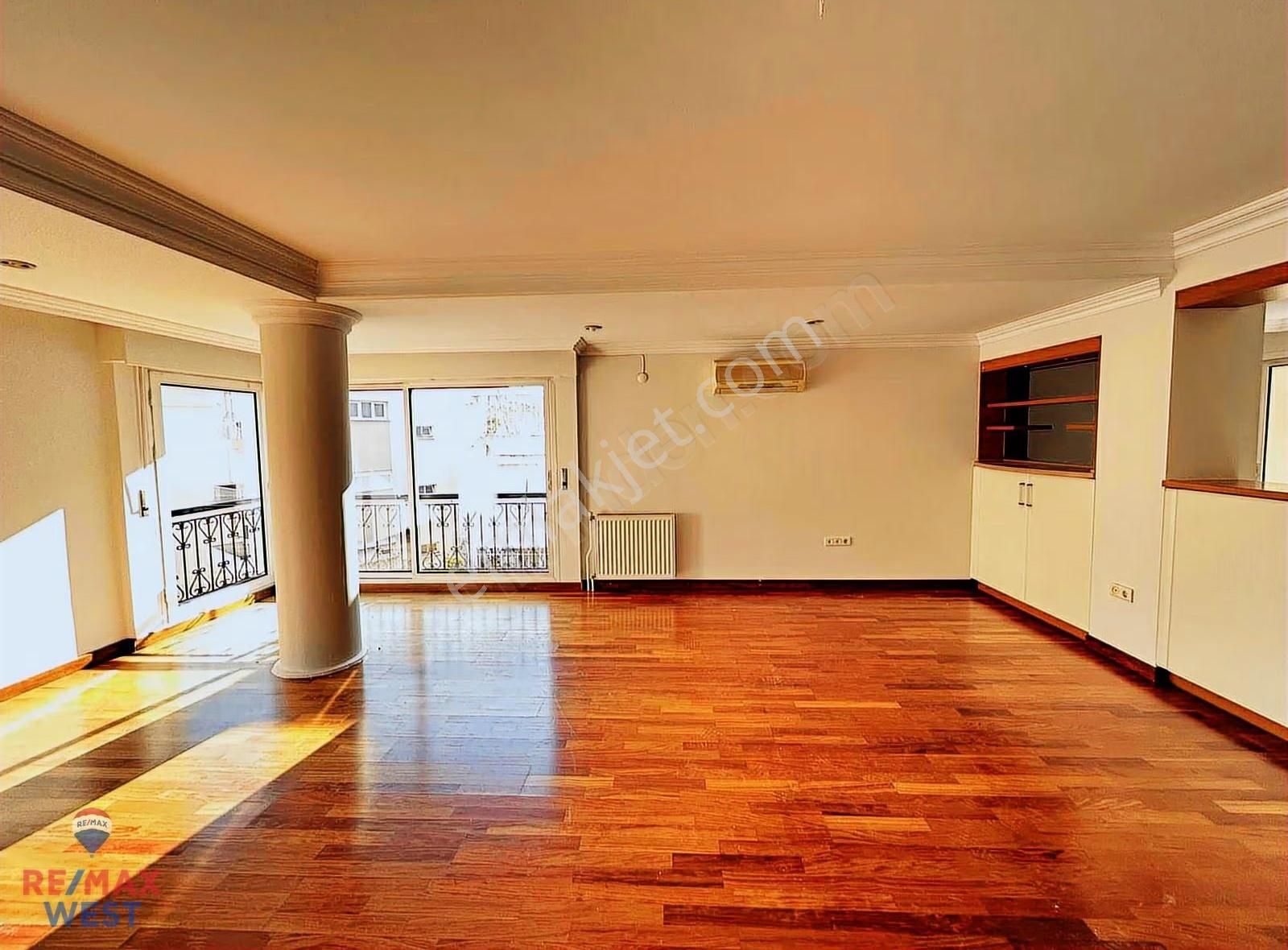 Karşıyaka Çamlık Sokakta En Güzel Binada Satılık 3+1 Daire - Görsel 13