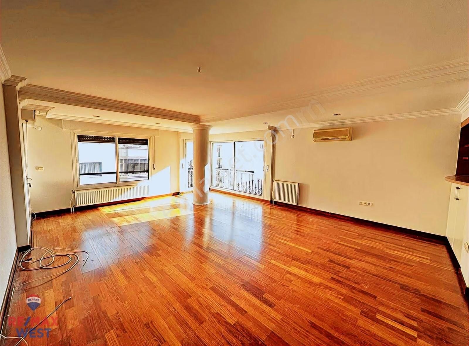 Karşıyaka Çamlık Sokakta En Güzel Binada Satılık 3+1 Daire - Görsel 9