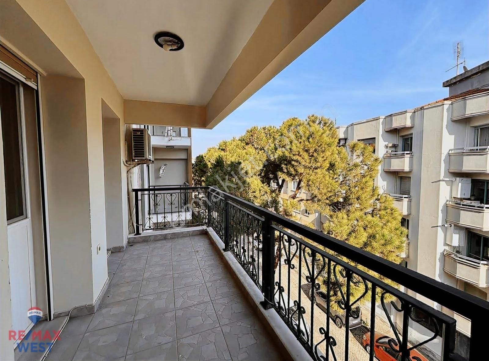 Karşıyaka Çamlık Sokakta En Güzel Binada Satılık 3+1 Daire - Görsel 22