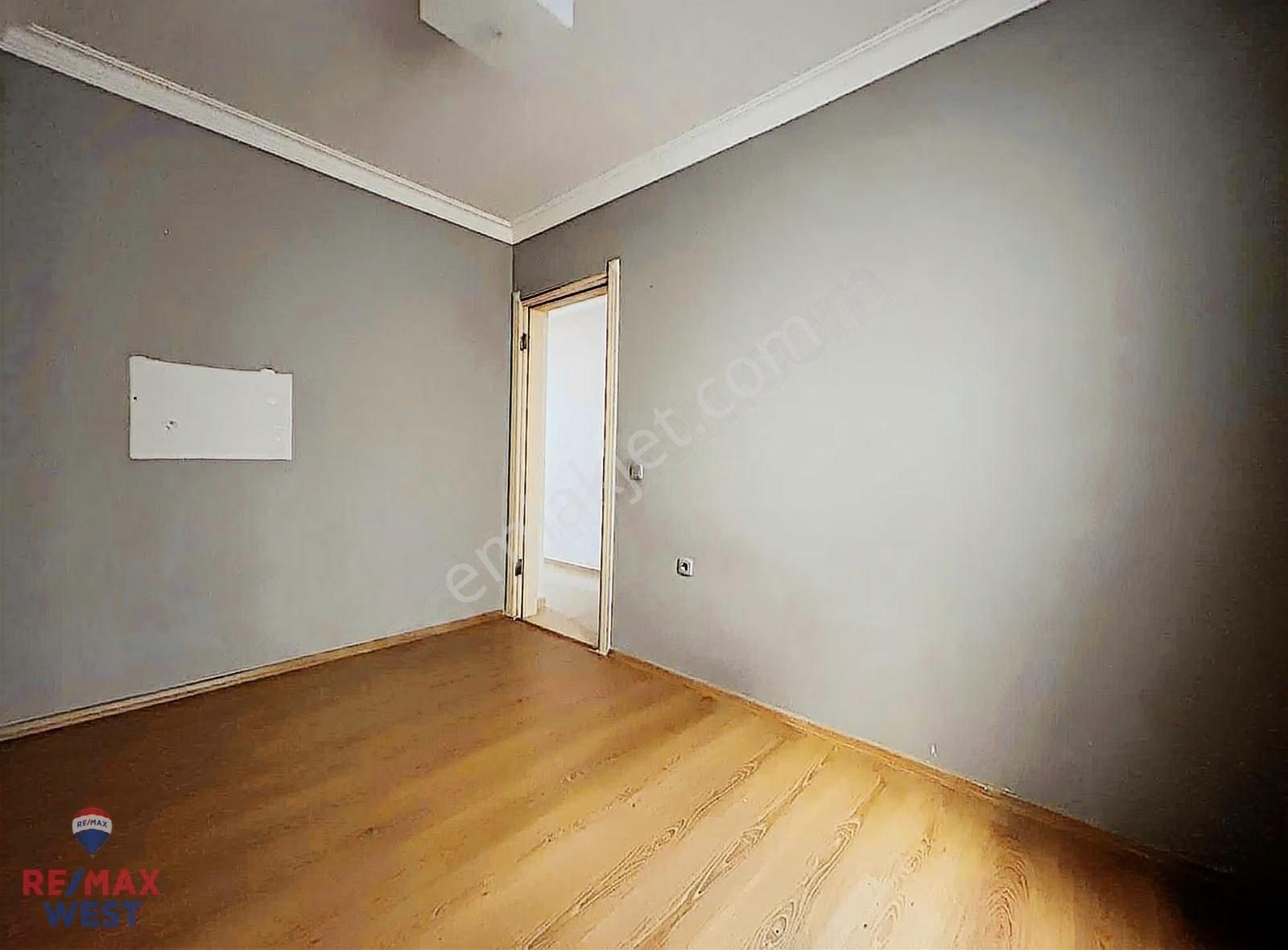 Yalı Mahallesinde İzbana Çok Yakın Önü Açık Satılık 2+1 Daire - Görsel 13