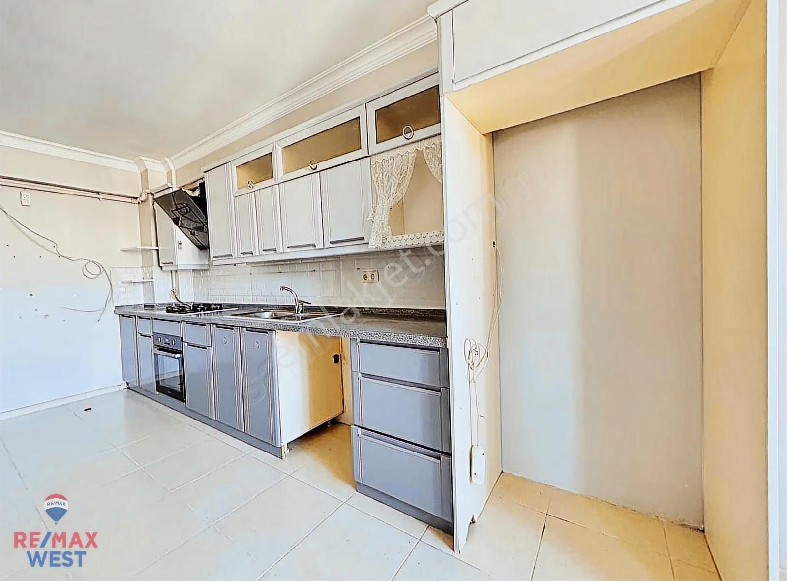 Yalı Mahallesinde İzbana Çok Yakın Önü Açık Satılık 2+1 Daire - Görsel 29