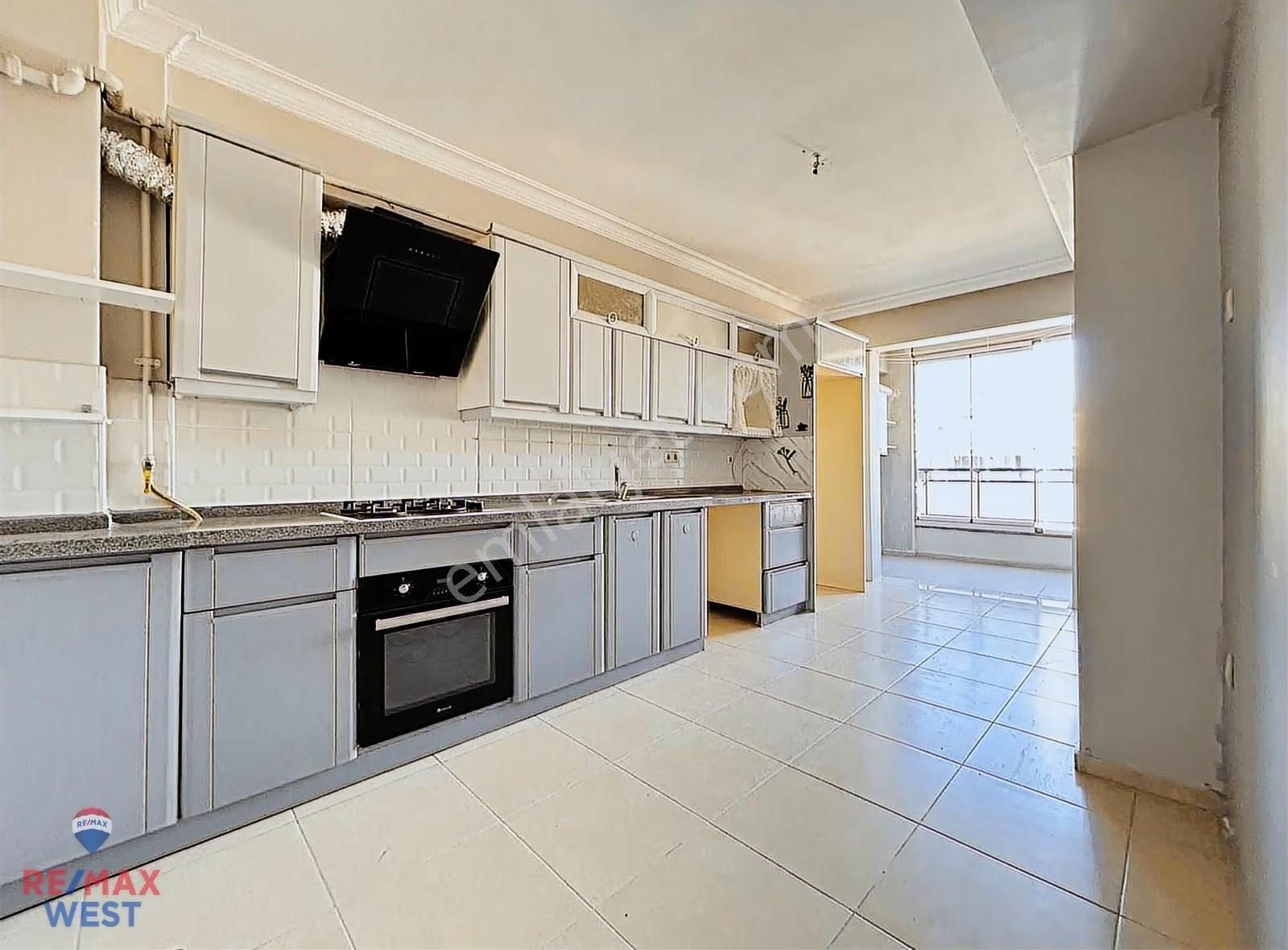 Yalı Mahallesinde İzbana Çok Yakın Önü Açık Satılık 2+1 Daire - Görsel 12