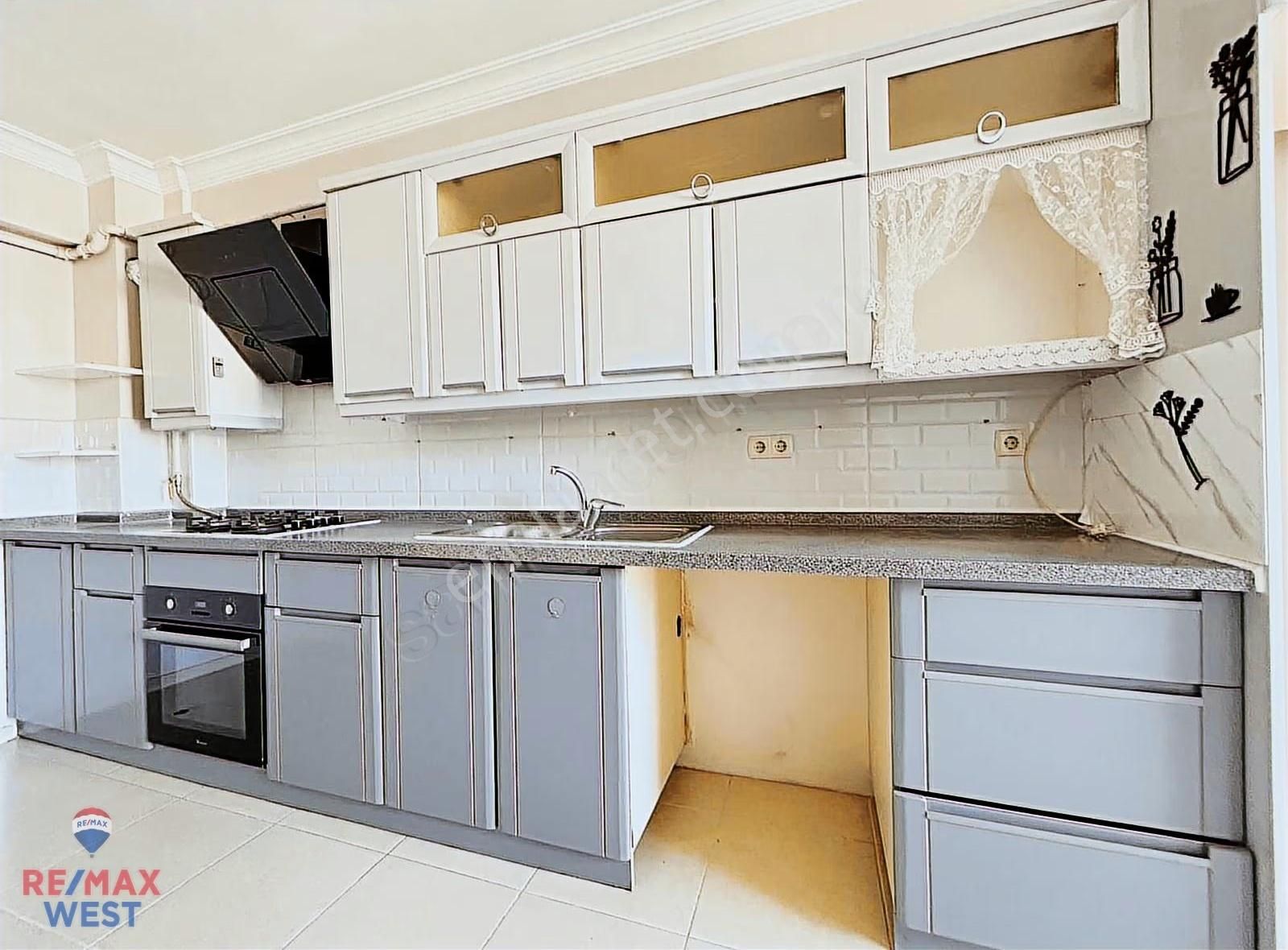 Yalı Mahallesinde İzbana Çok Yakın Önü Açık Satılık 2+1 Daire - Görsel 3