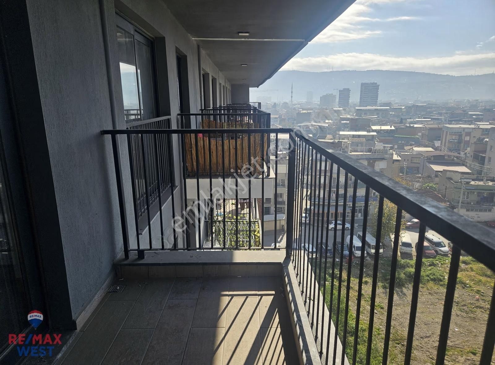 Passa Nova Sitesinde Geniş Balkonlu Kiralık 1+1 Daire - Görsel 12