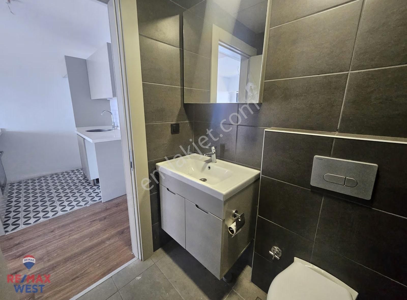 Passa Nova Sitesinde Geniş Balkonlu Kiralık 1+1 Daire - Görsel 16