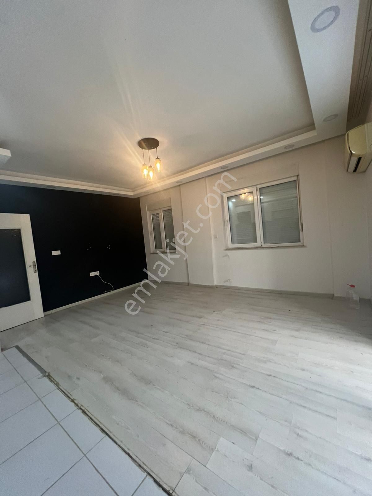 Hurma’da Çok Geniş Açık & Kapalı Balkonlu Ankastreli . Panjurlu 2+1 Yüksek Giriş Kiralık - Görsel 2