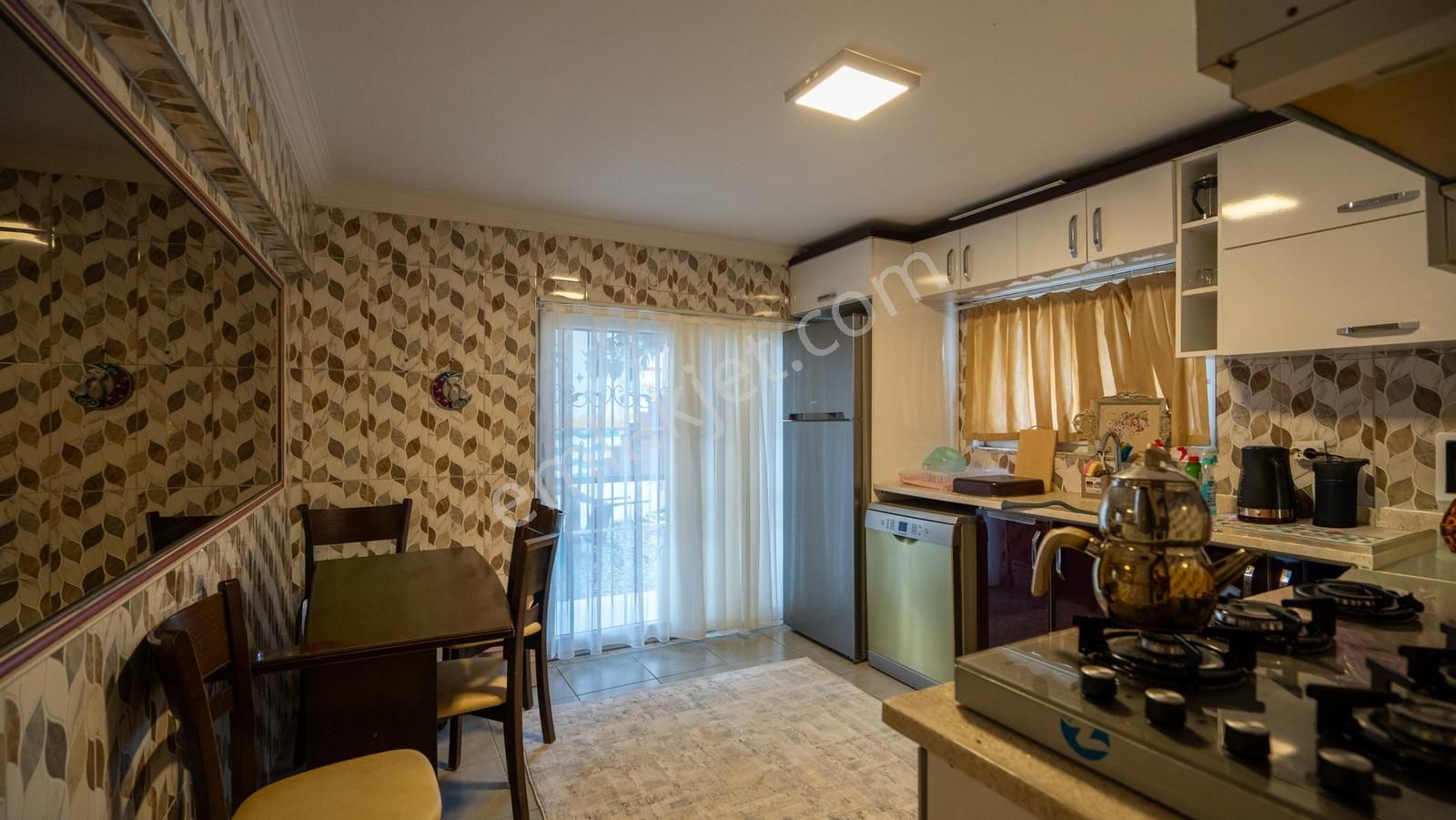 Cb Marina'dan Kemeraltı'da Satılık 3+1 Daire - Görsel 14