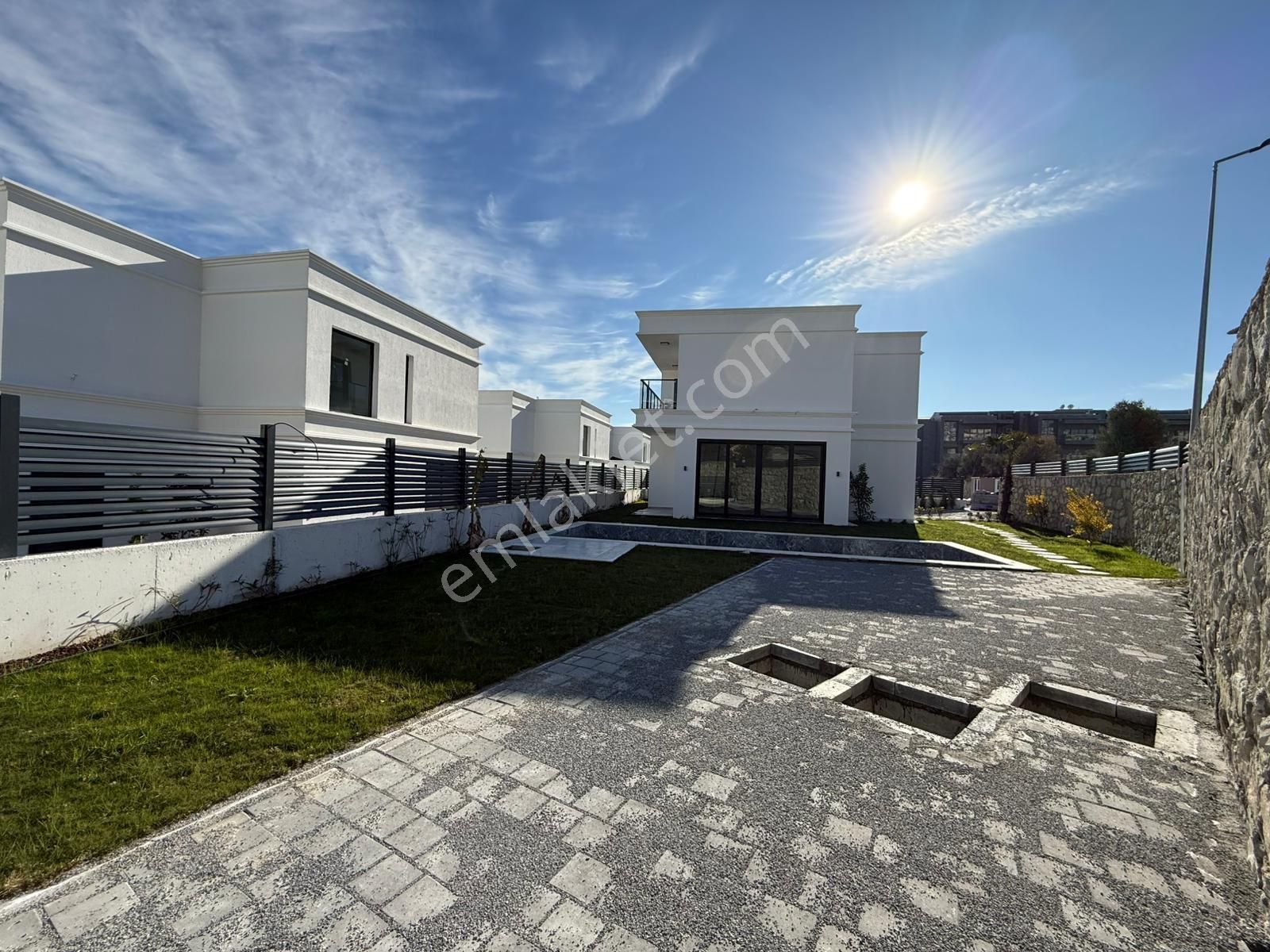 Kuşadası Ege Mahallesinde Müstakil Havuzlu 4+1 Villa! - Görsel 12