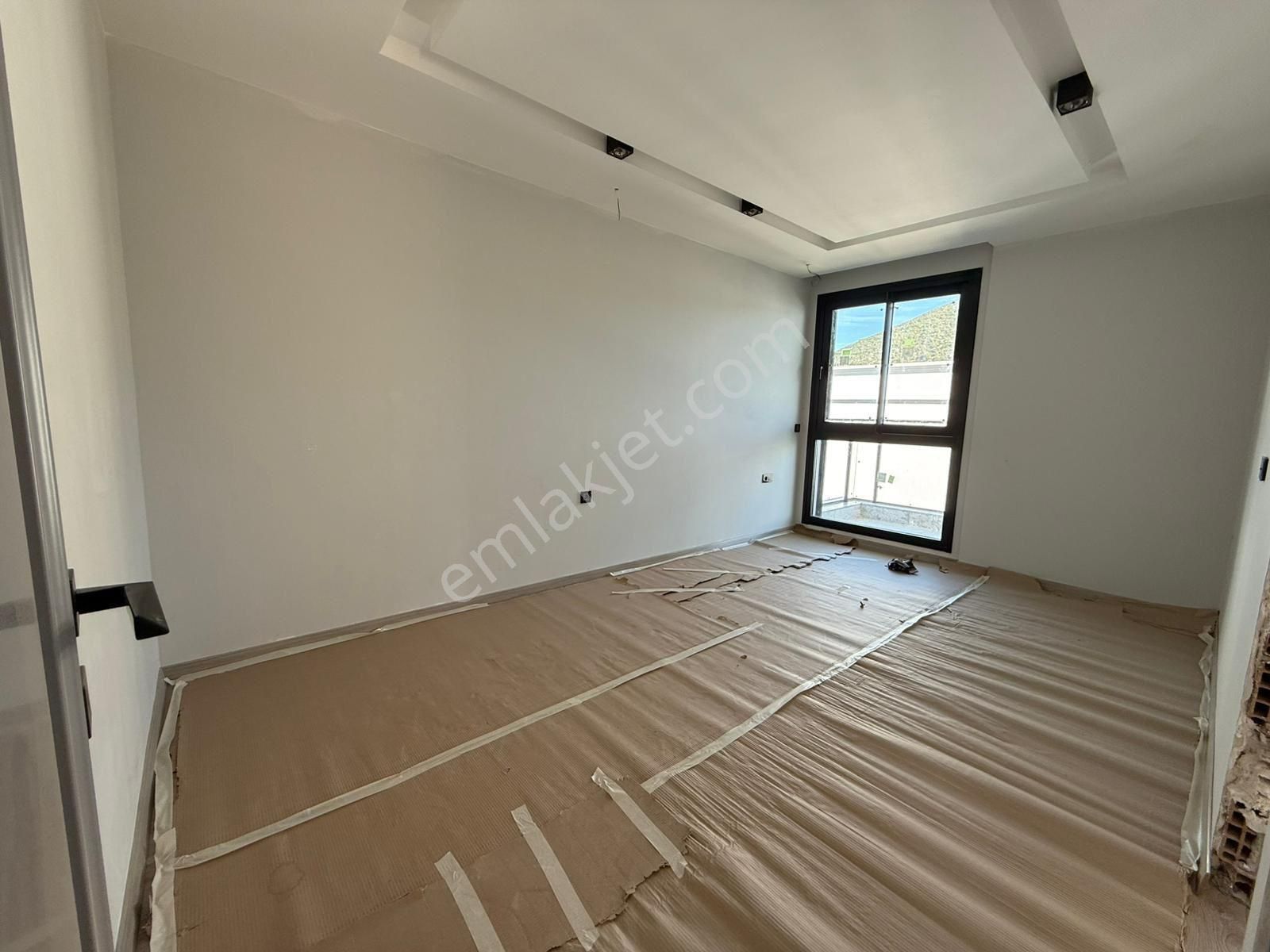 Kuşadası Ege Mahallesinde Müstakil Havuzlu 4+1 Villa! - Görsel 20