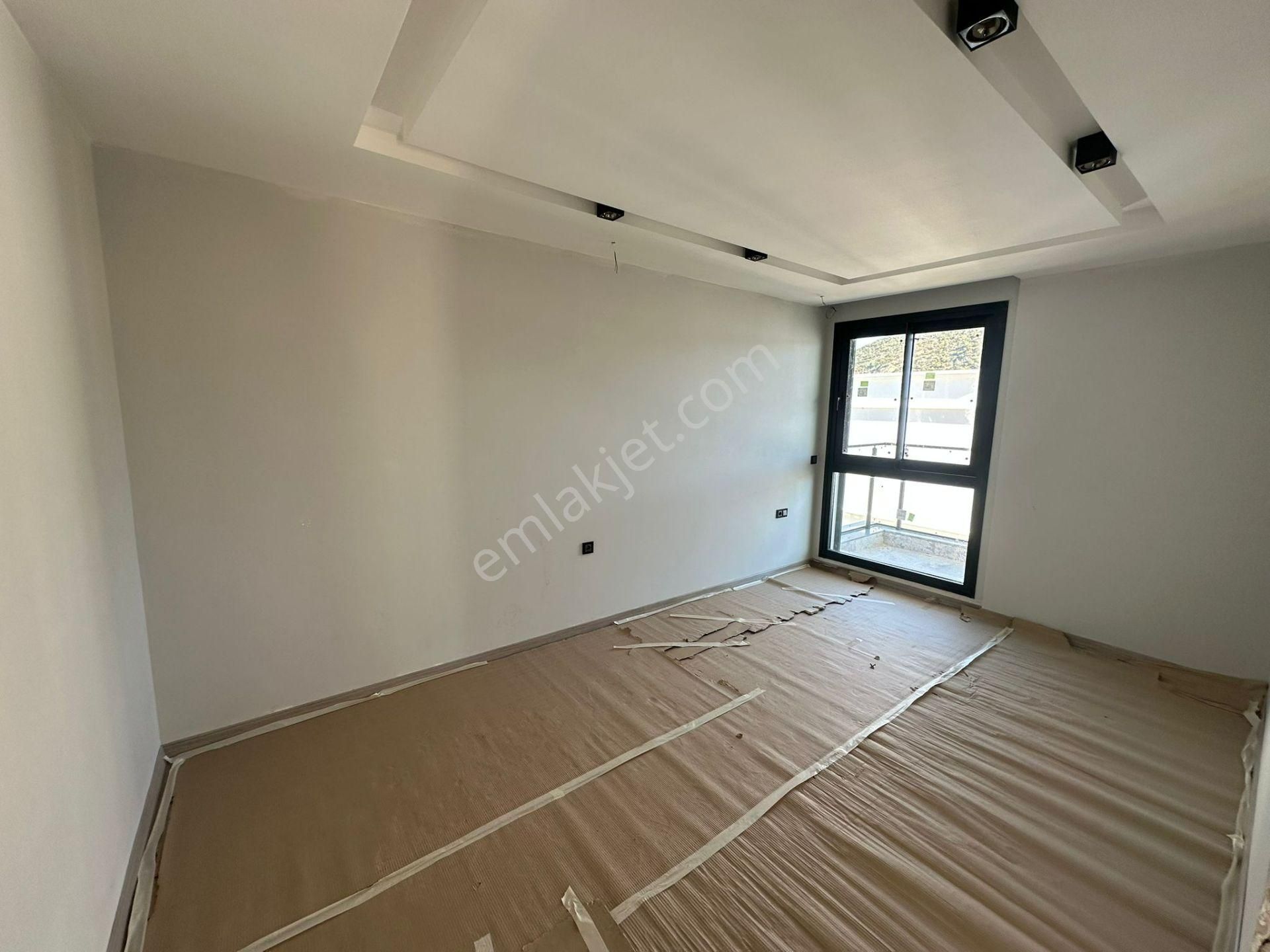 Kuşadası Ege Mahallesinde Müstakil Havuzlu 4+1 Villa! - Görsel 32