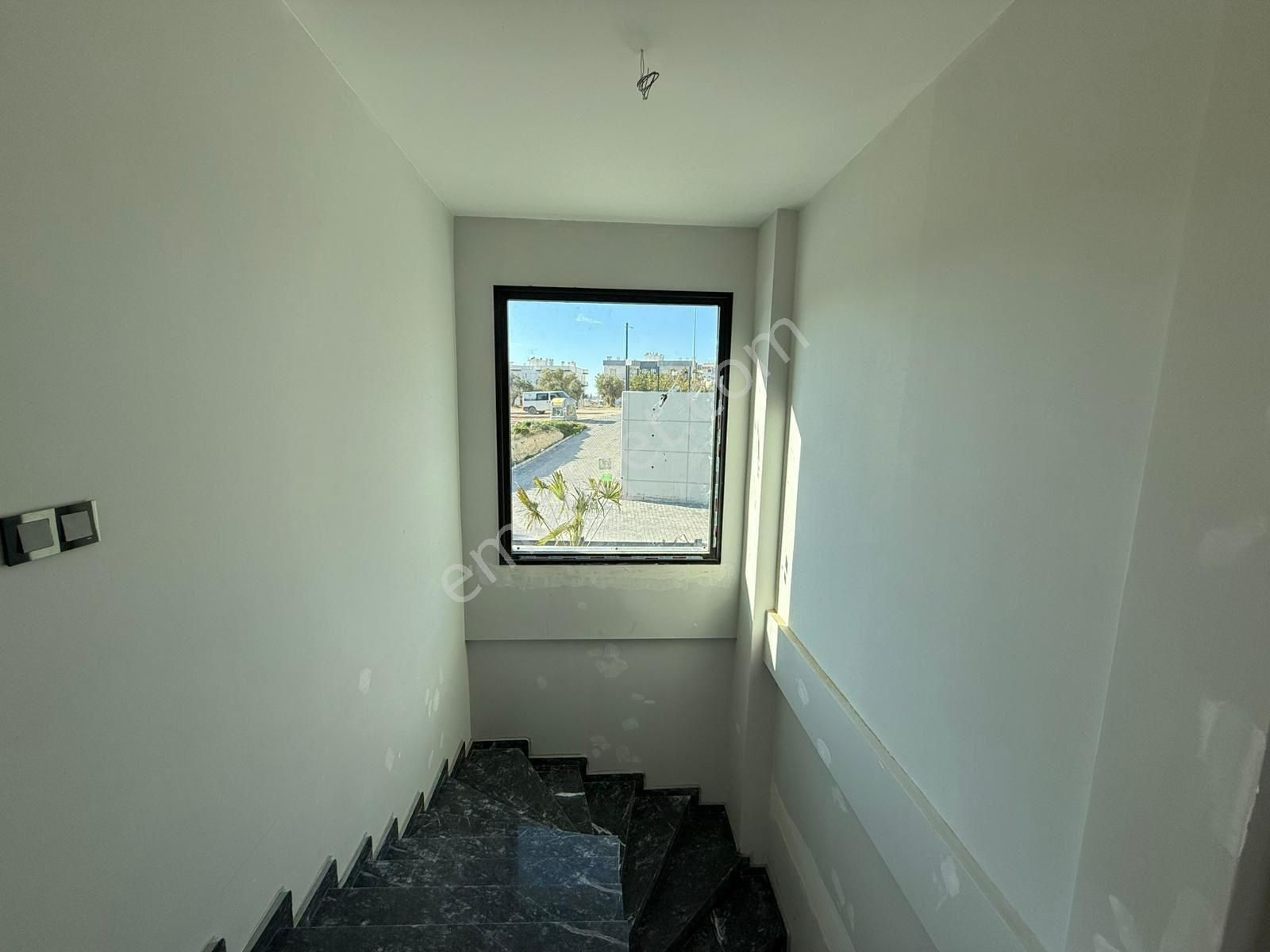 Kuşadası Ege Mahallesinde Müstakil Havuzlu 4+1 Villa! - Görsel 21