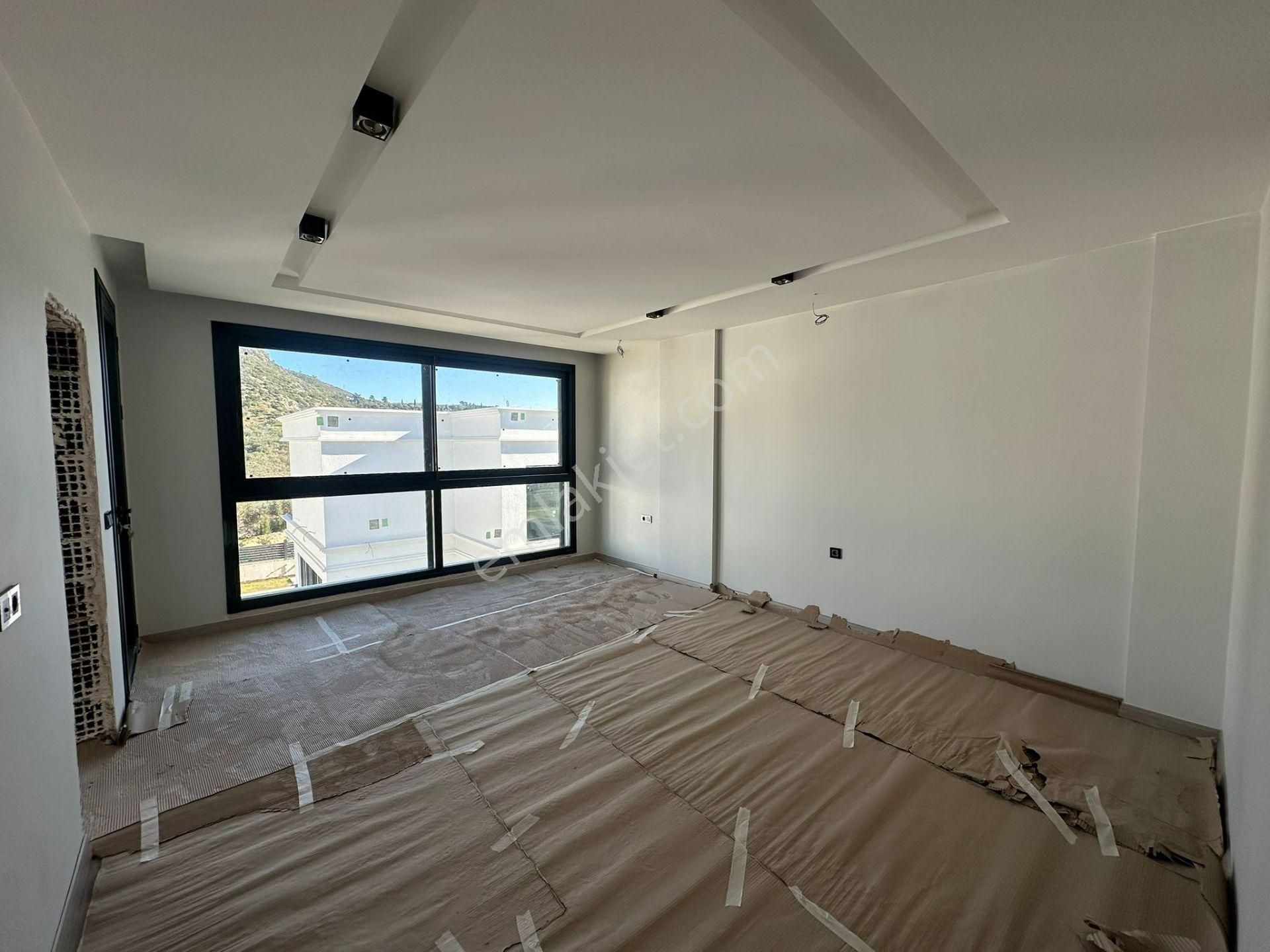 Kuşadası Ege Mahallesinde Müstakil Havuzlu 4+1 Villa! - Görsel 29