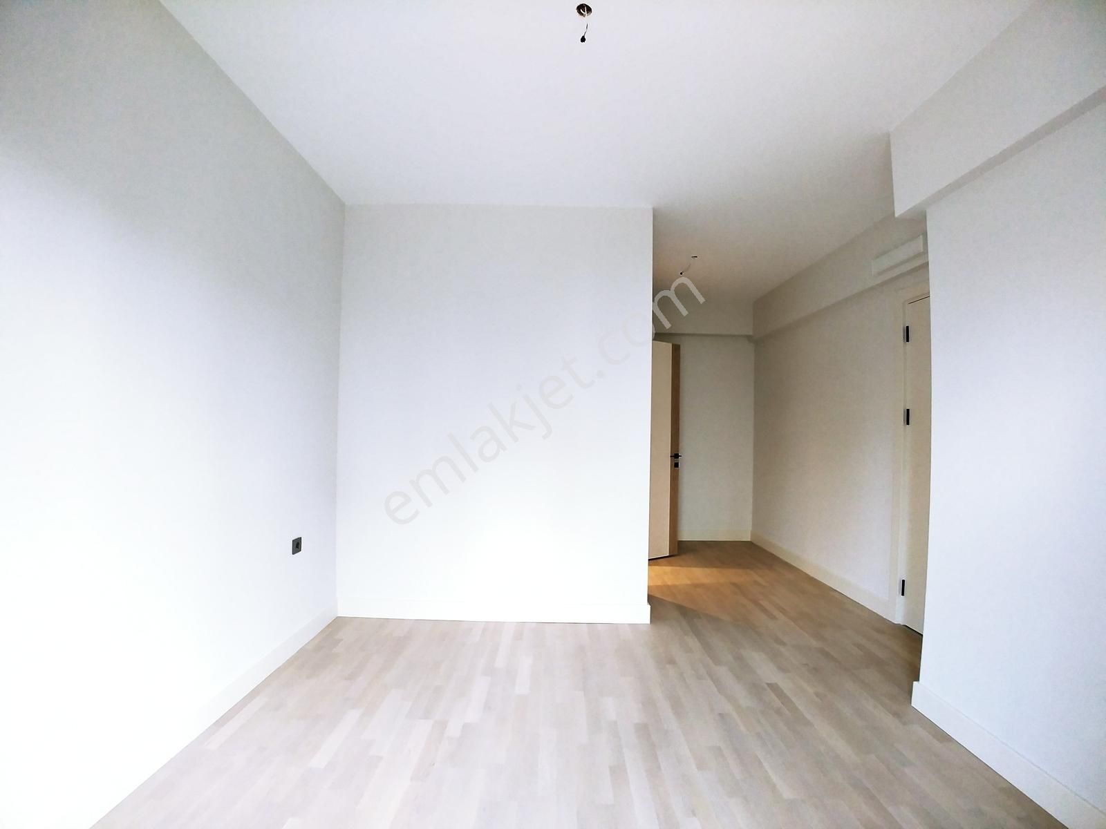 Adress Life Olgun'dan Sinpaş Koru Aura'da Ara Katta Büyük Balkon - Görsel 27