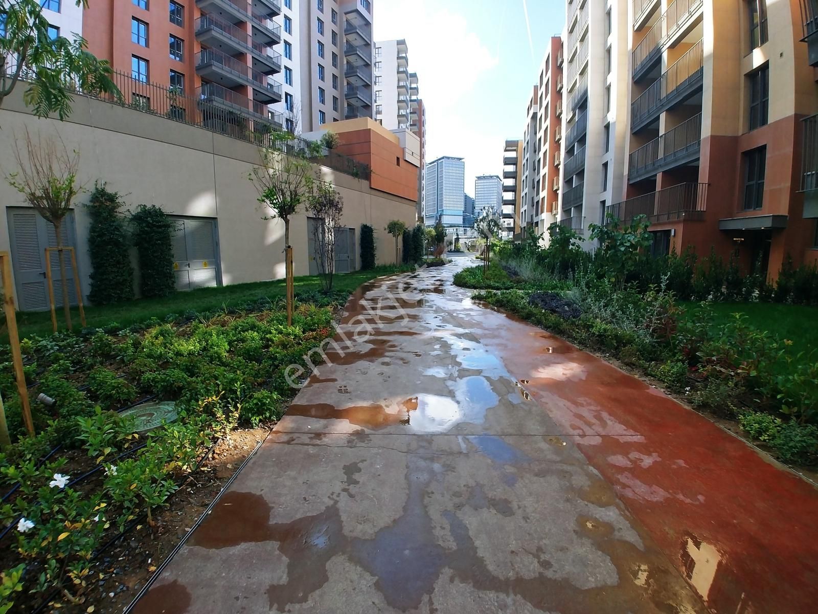 Adress Life Olgun'dan Sinpaş Koru Aura'da Ara Katta Büyük Balkon - Görsel 29